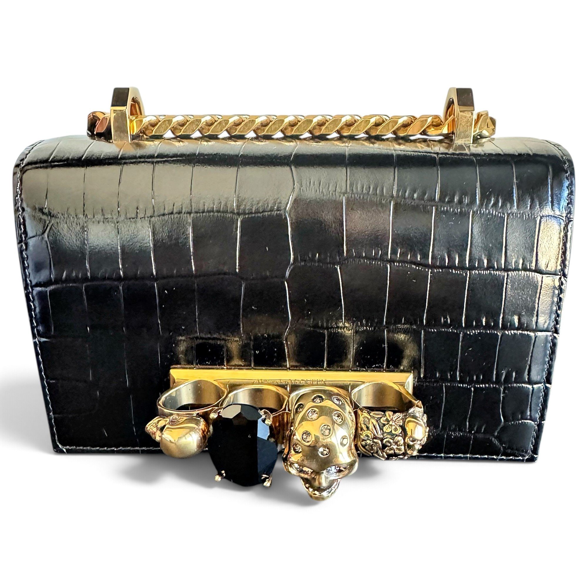 Knuckle leather handbag