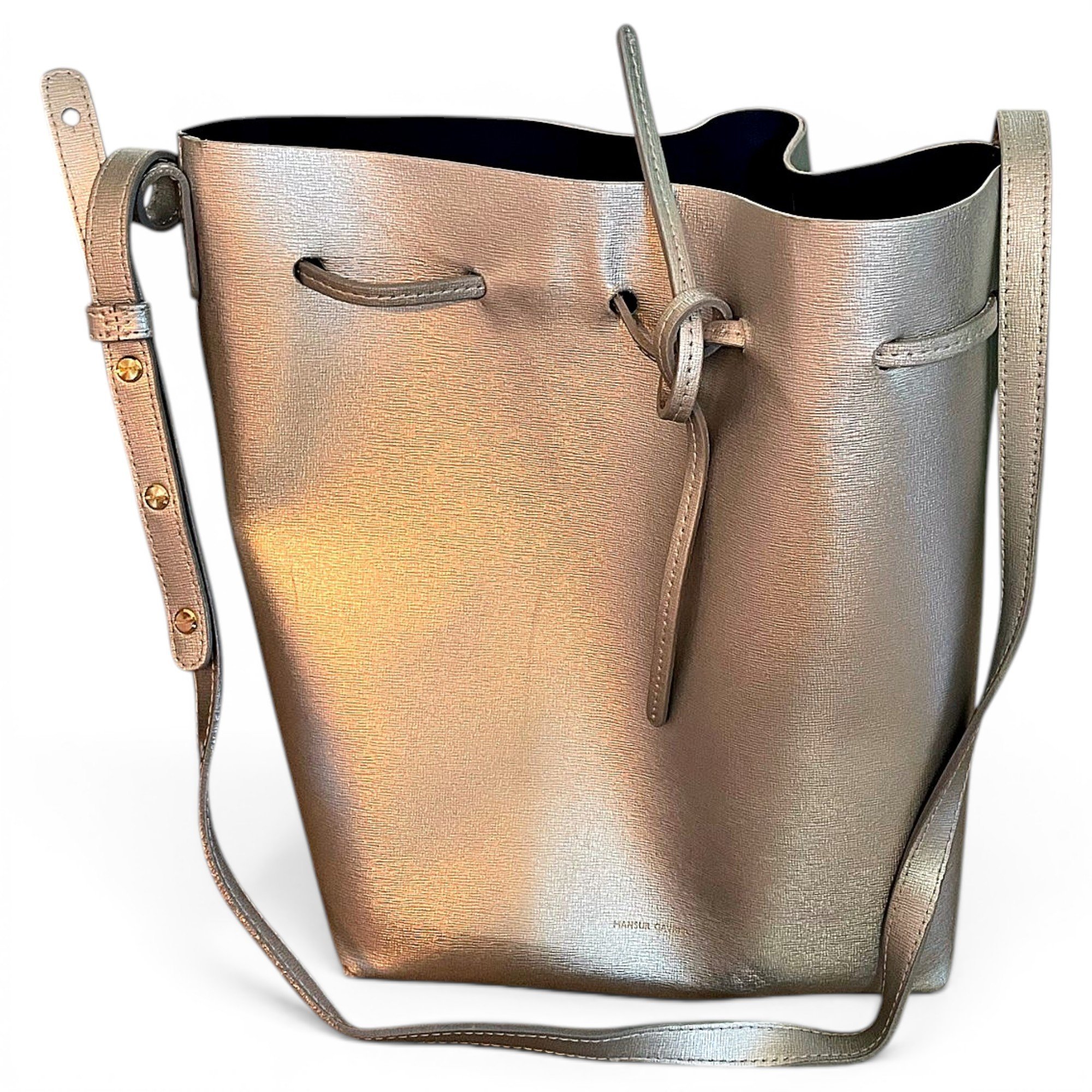 Bucket leather handbag