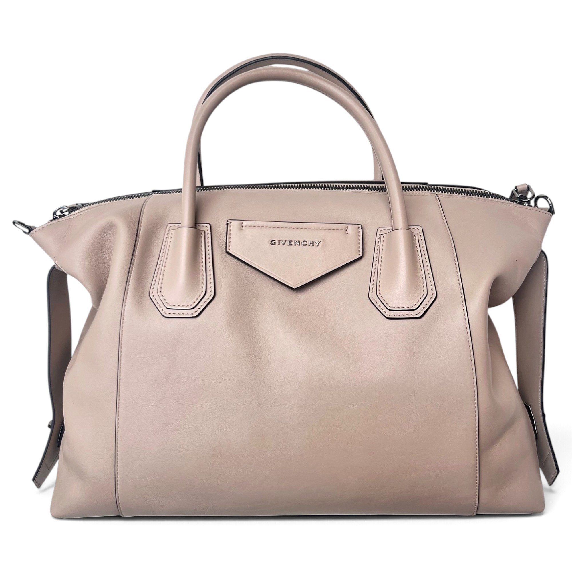 Antigona leather handbag