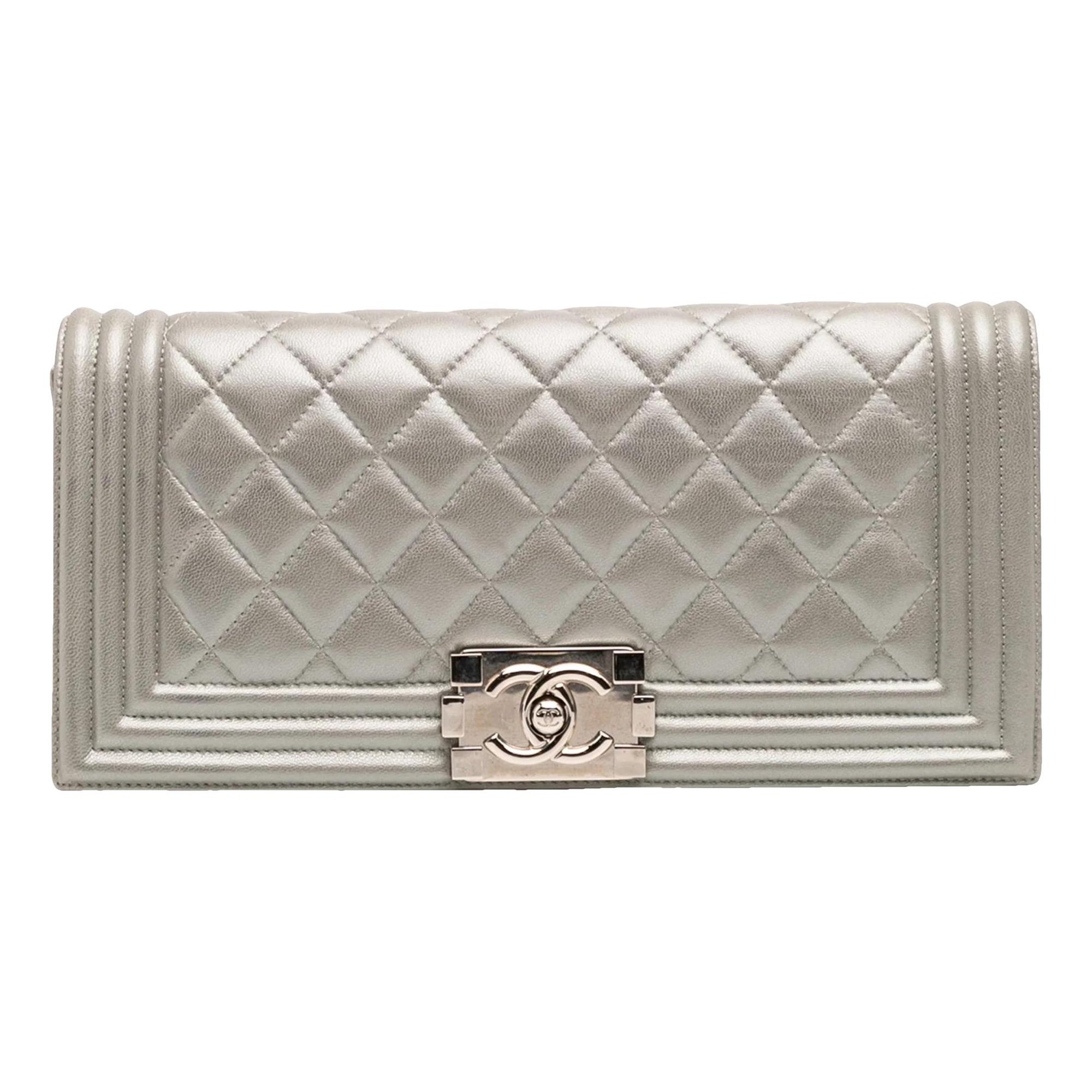 Chanel Boy leather clutch bag