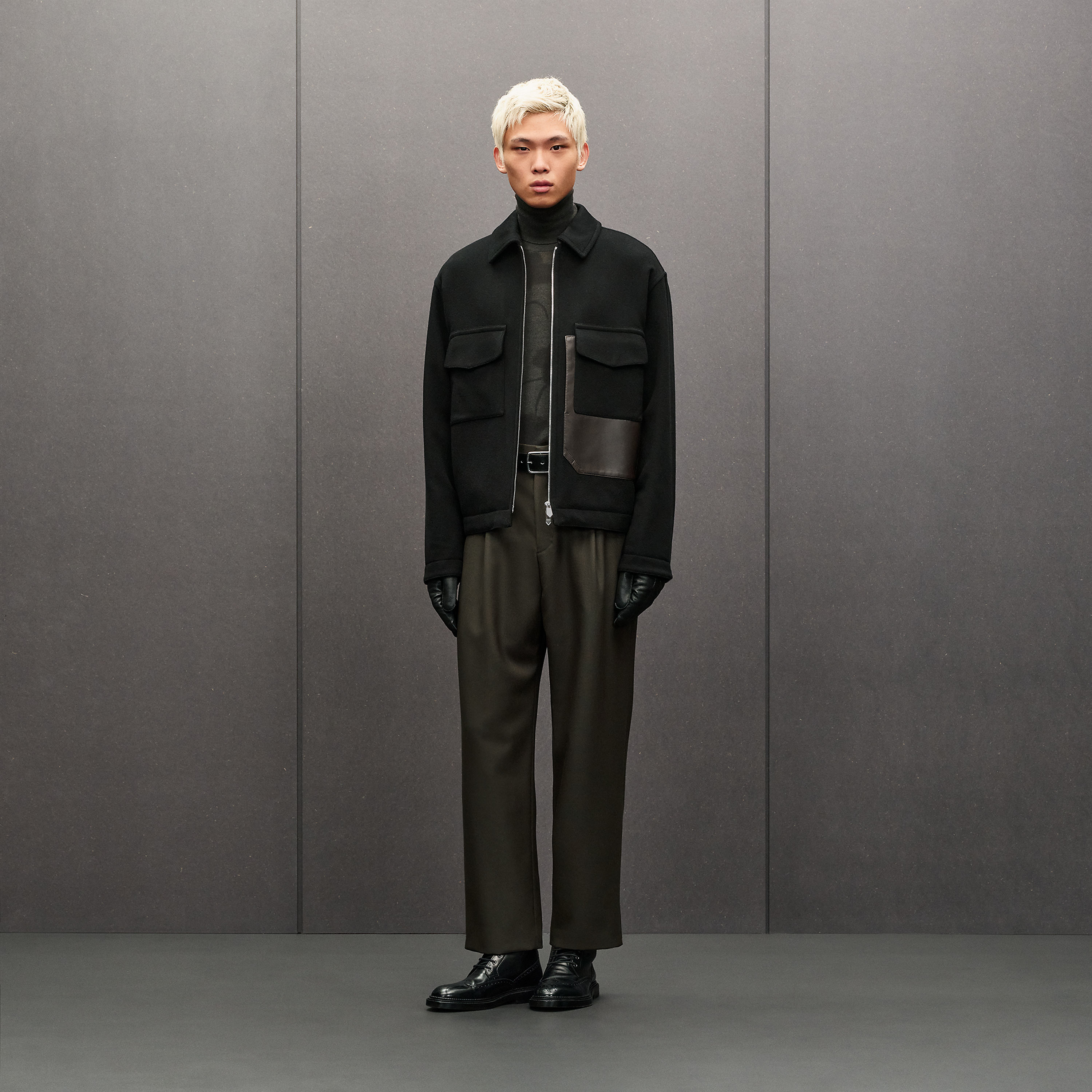 Cashmere zipped straight cut jacket with leather details
