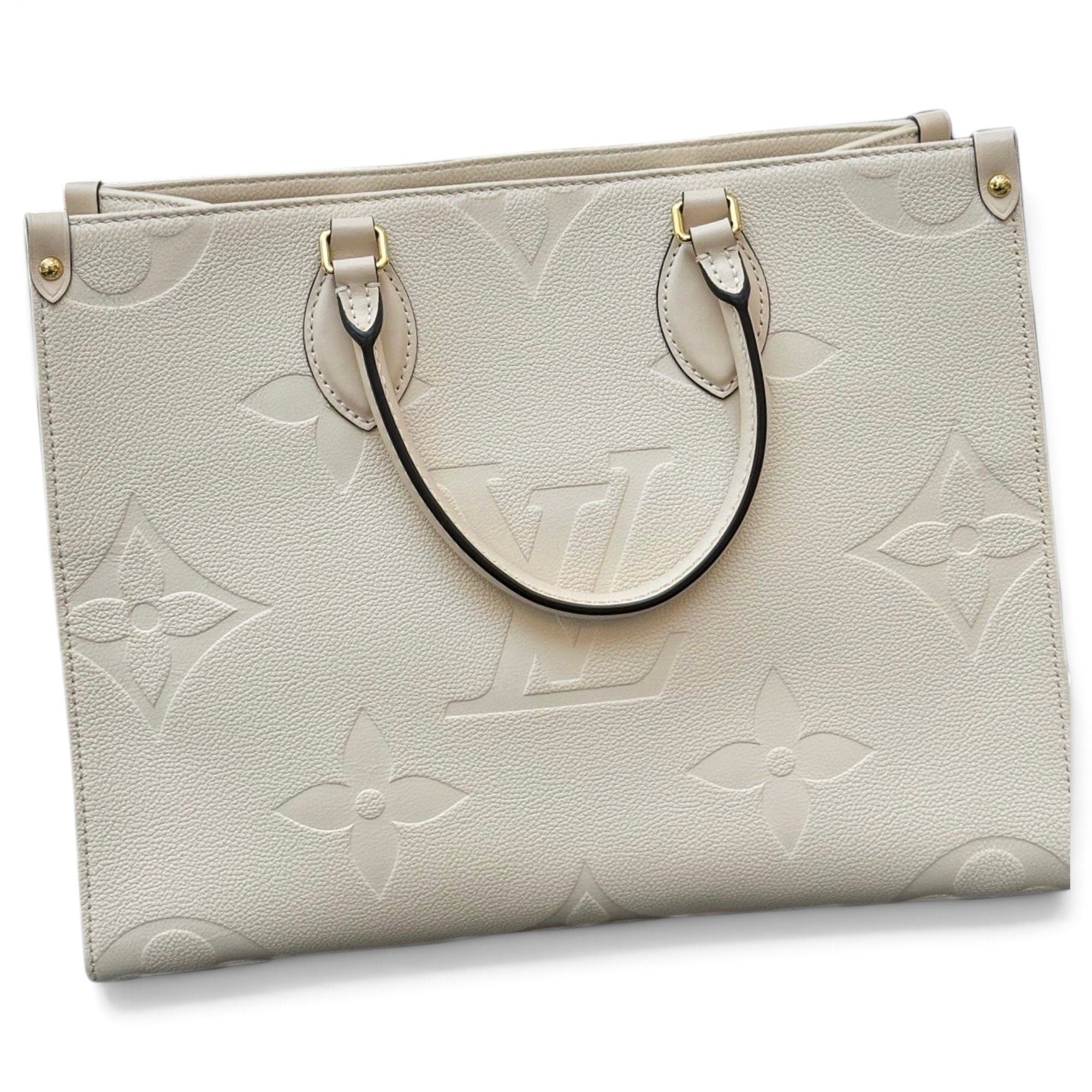 Onthego leather handbag