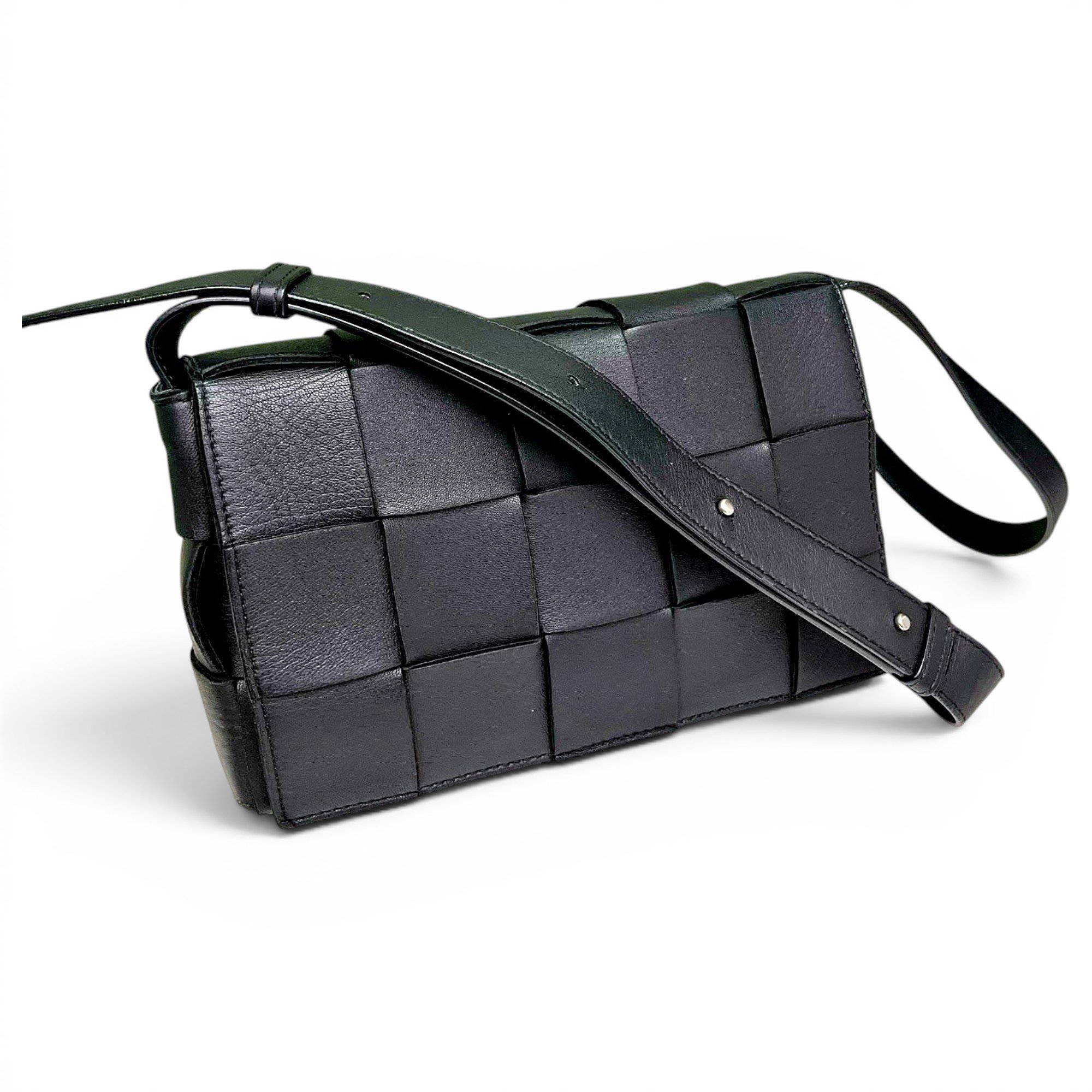 Cassette leather handbag