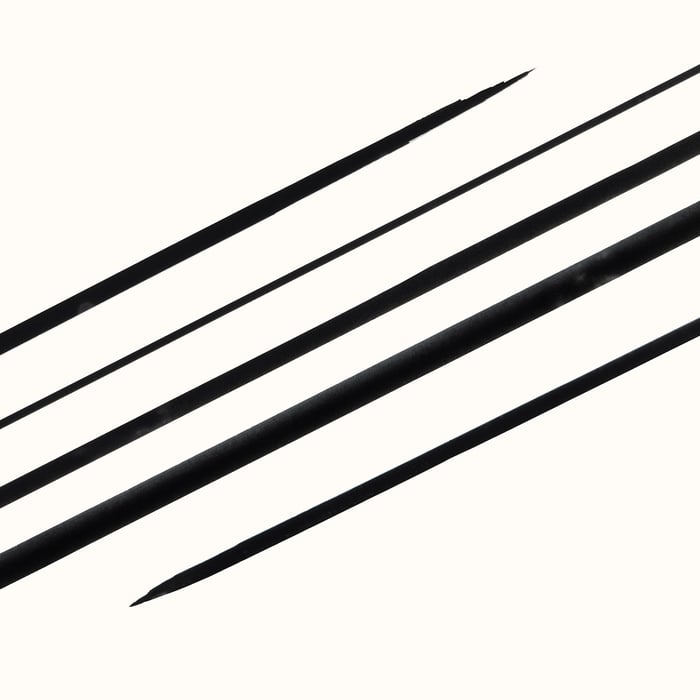 01 – Encre Noire Precision Eyeliner, Encre Noire