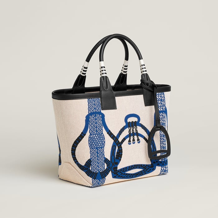 Steeple 25 Bag