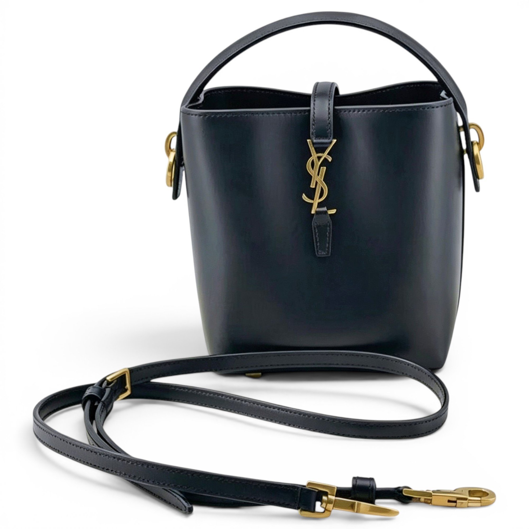 Le 37 leather handbag