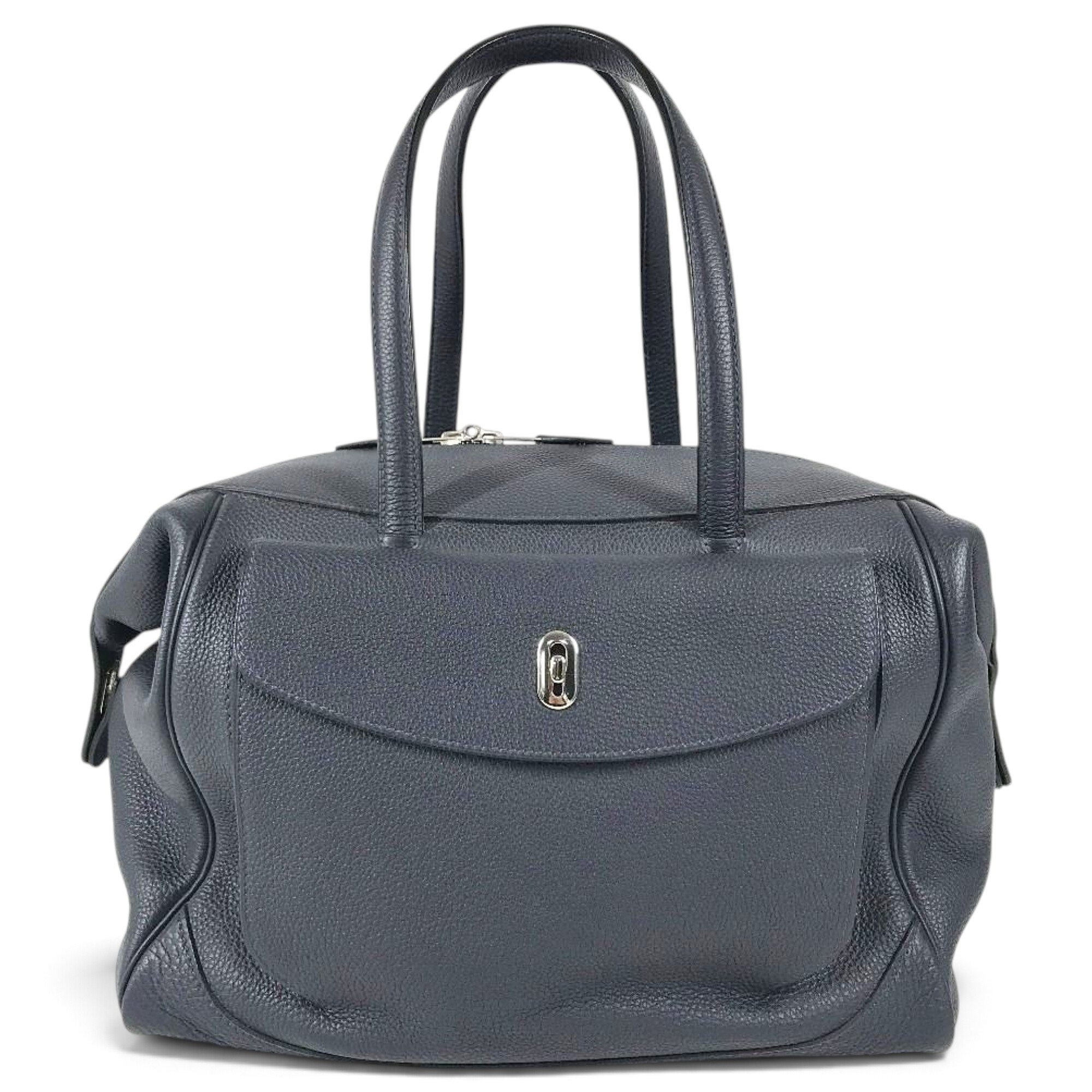 Leather travel bag