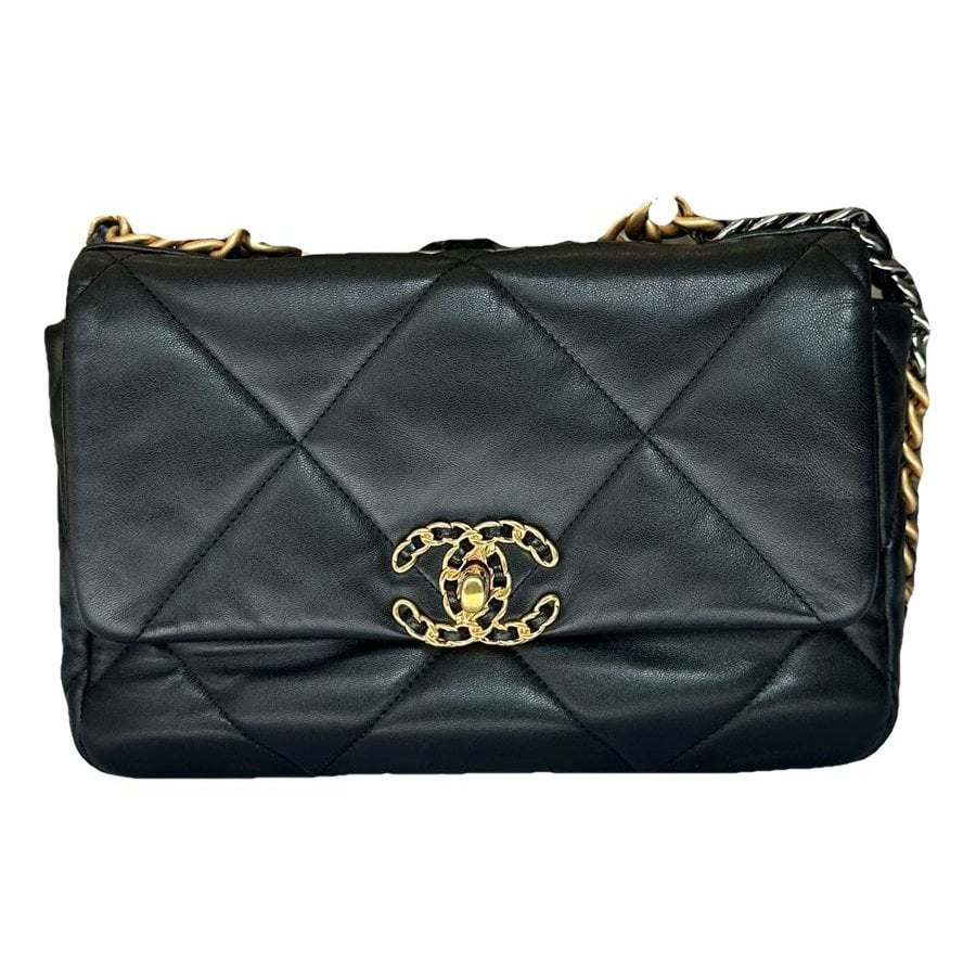 Chanel 19 leather handbag