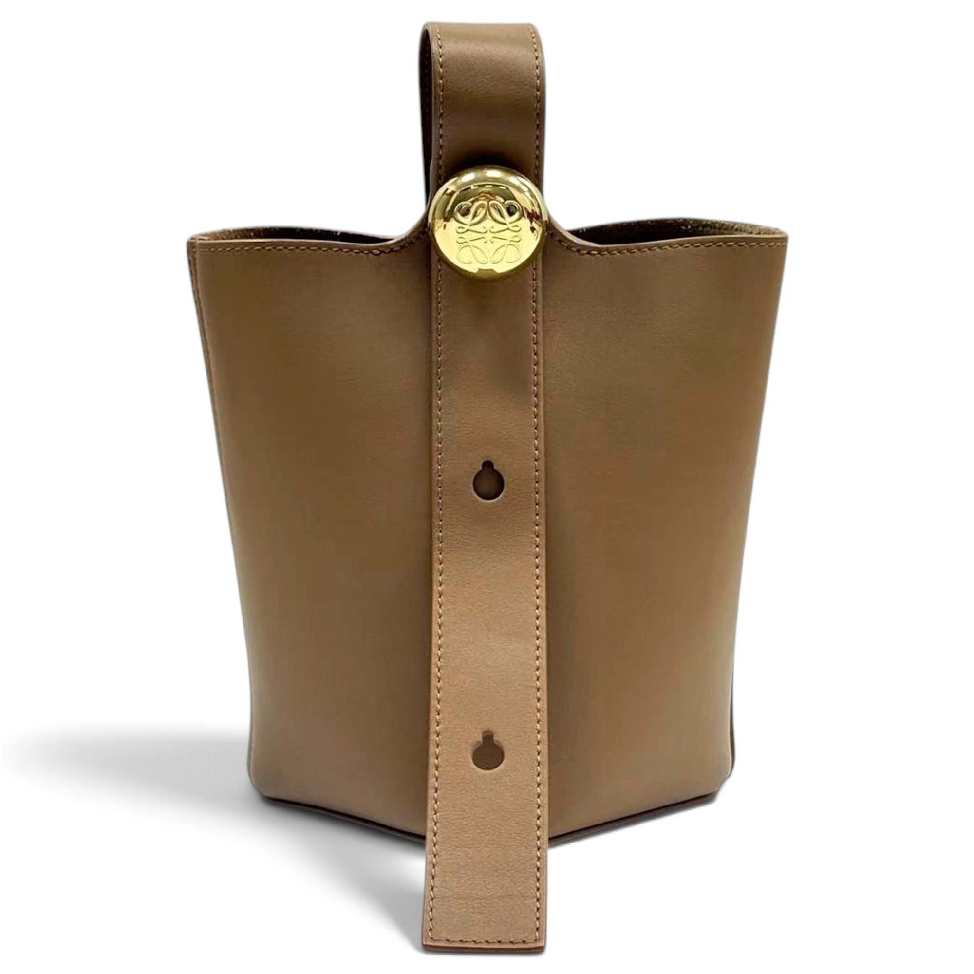 Pebble leather handbag