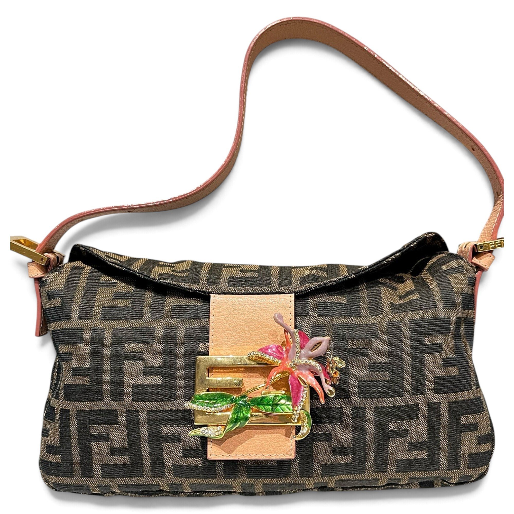 Baguette cloth handbag