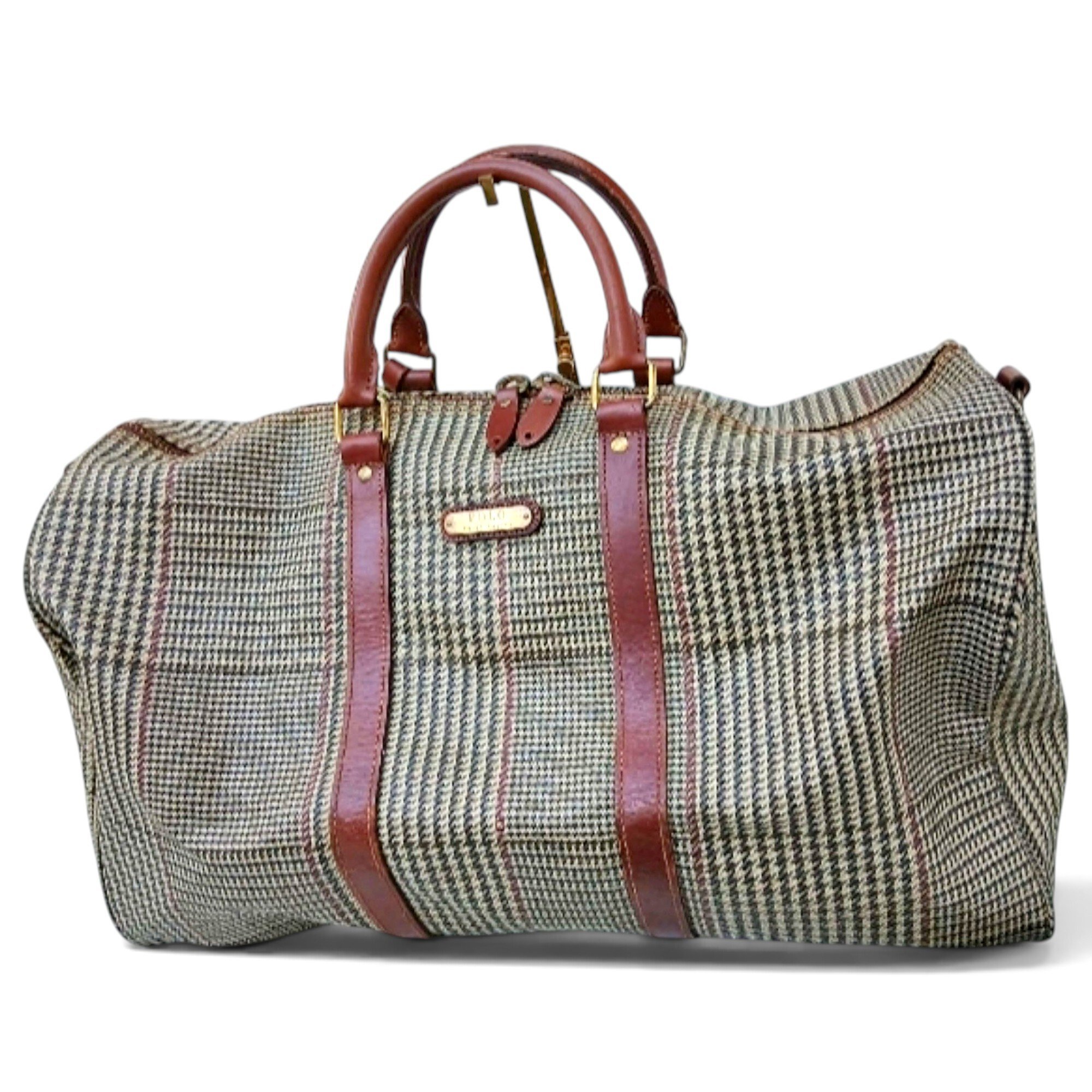 Leather travel bag