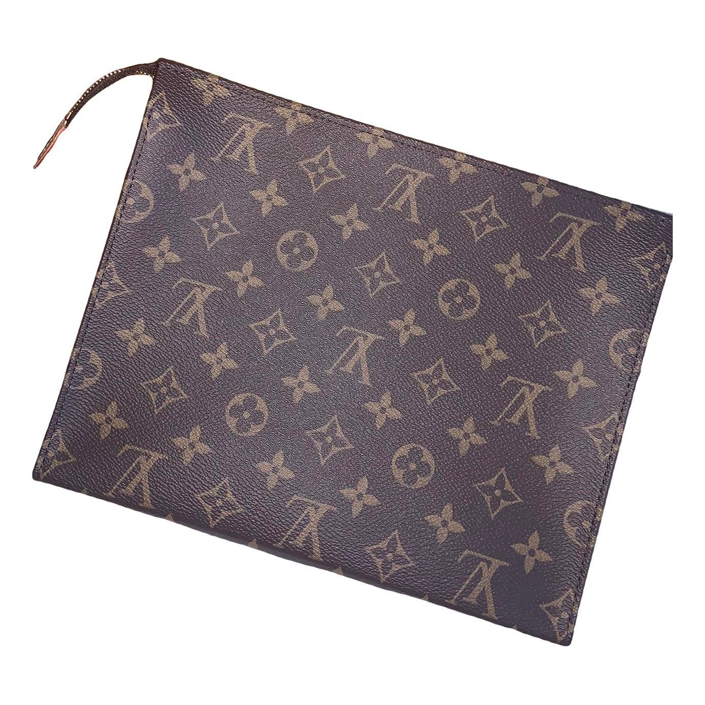 Leather clutch bag