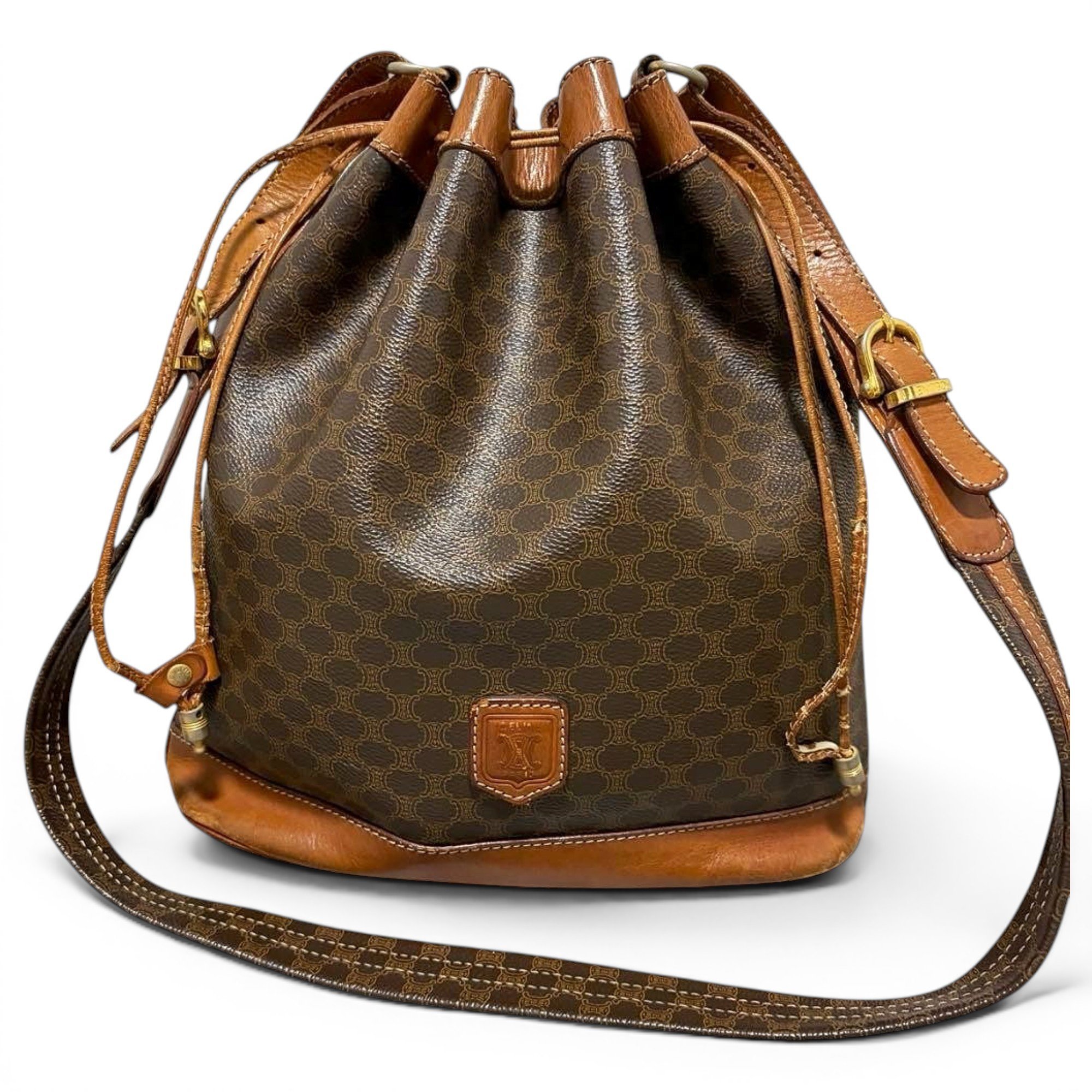 SAC SEAU leather crossbody bag