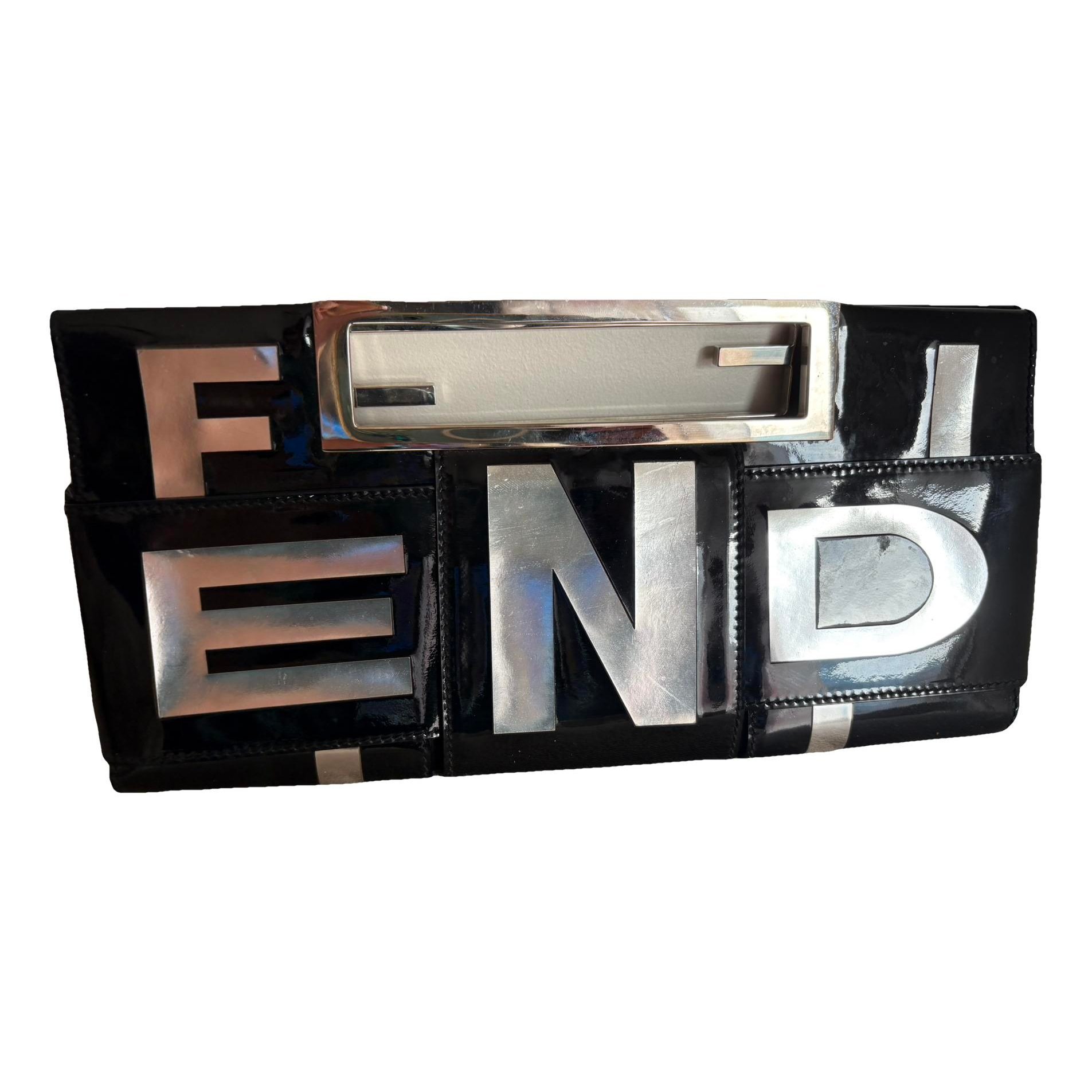 Fendi Leather clutch bag