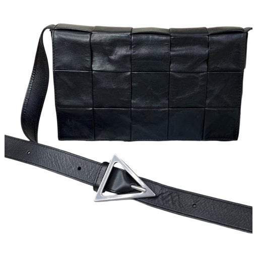 Cassette leather handbag