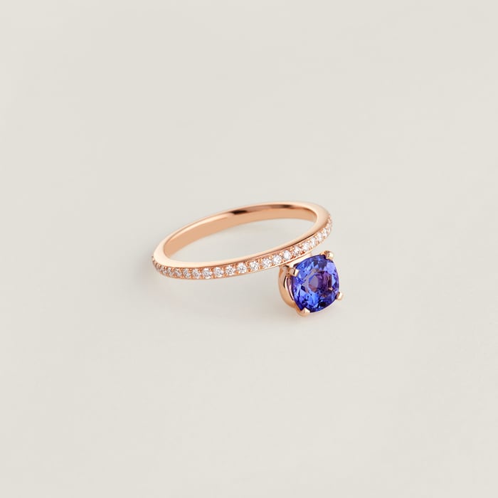 Sans Coloris Hermès Grand Jete Solitaire Engagement Ring, Medium Model