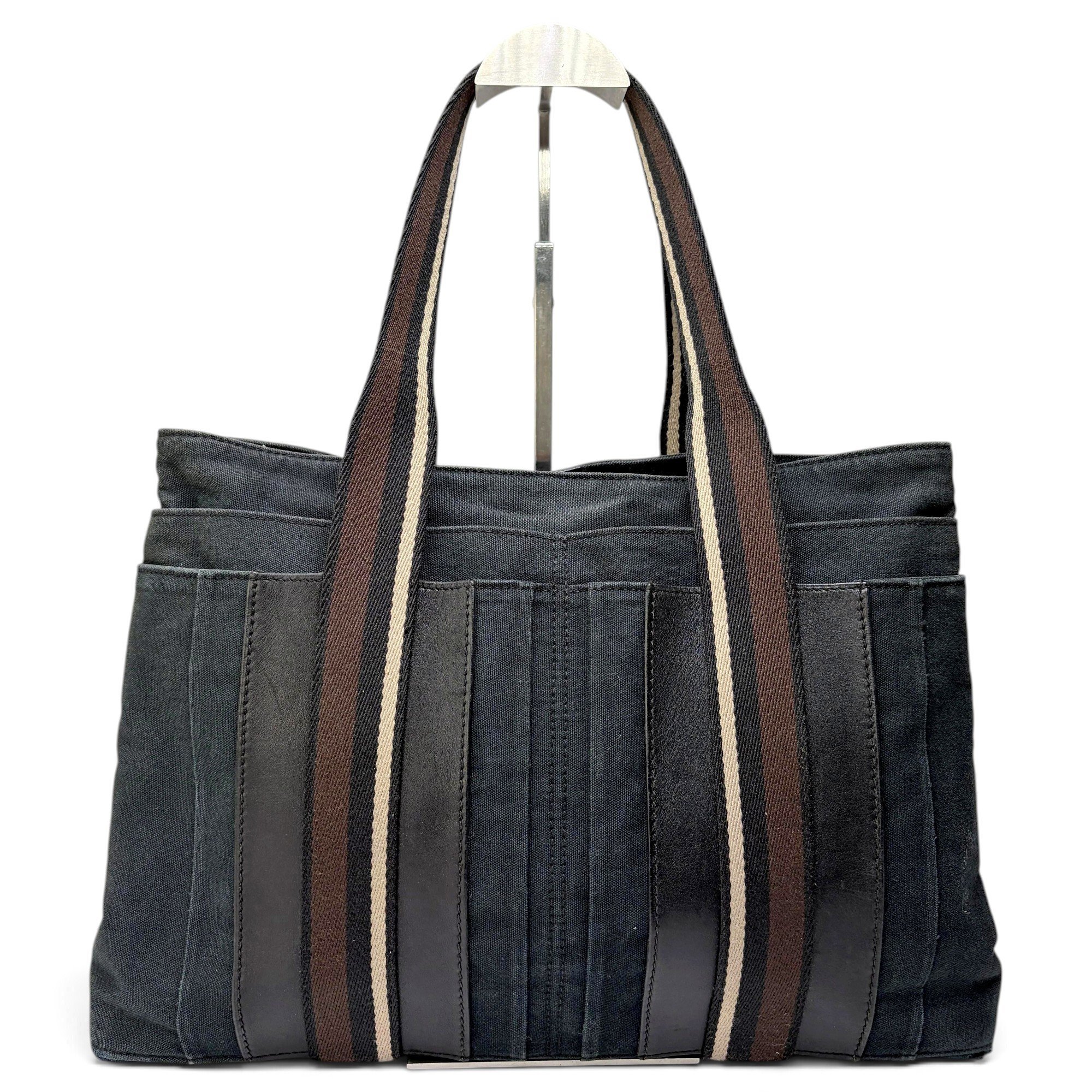 Troca leather handbag