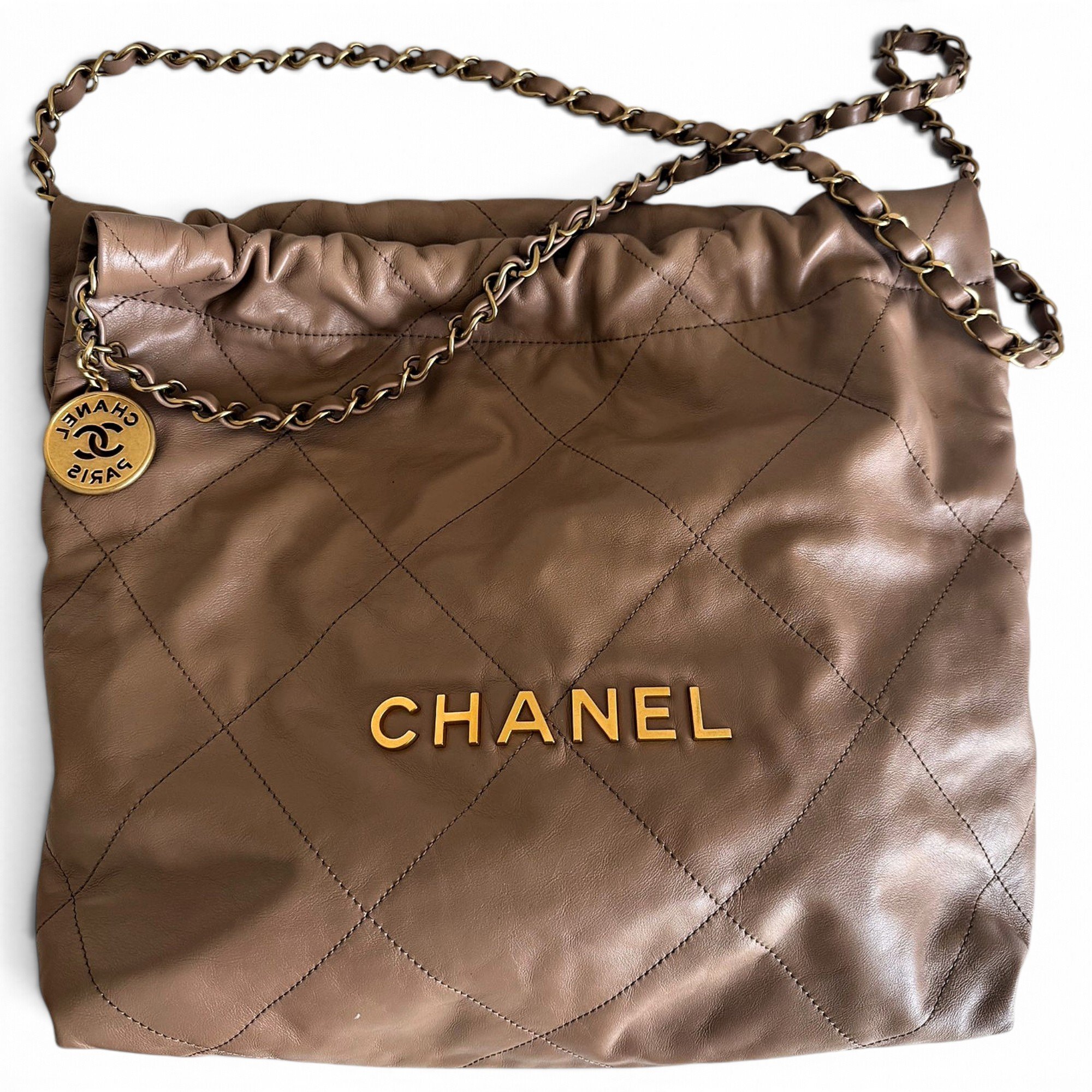 Chanel 22 leather handbag