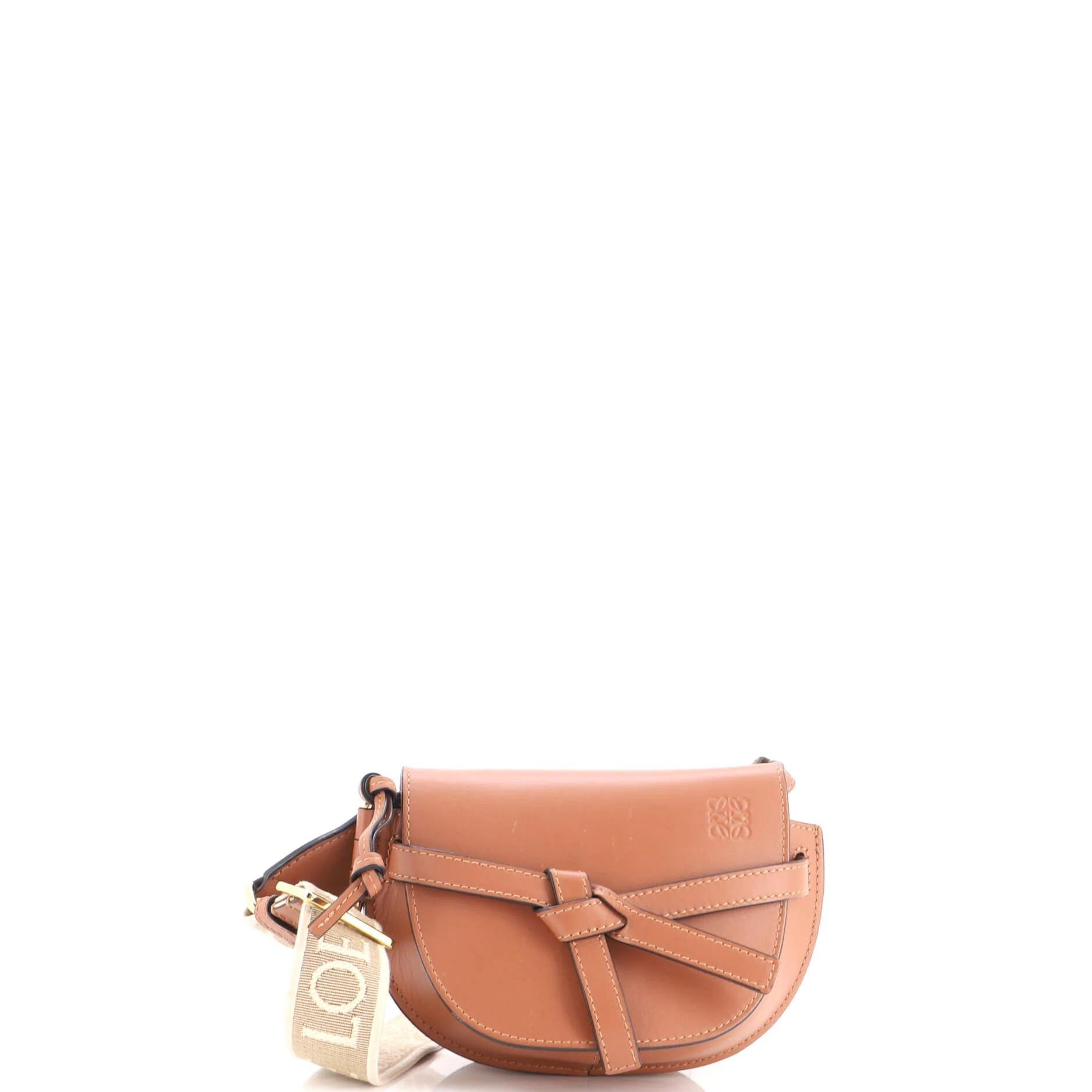 Leather crossbody bag