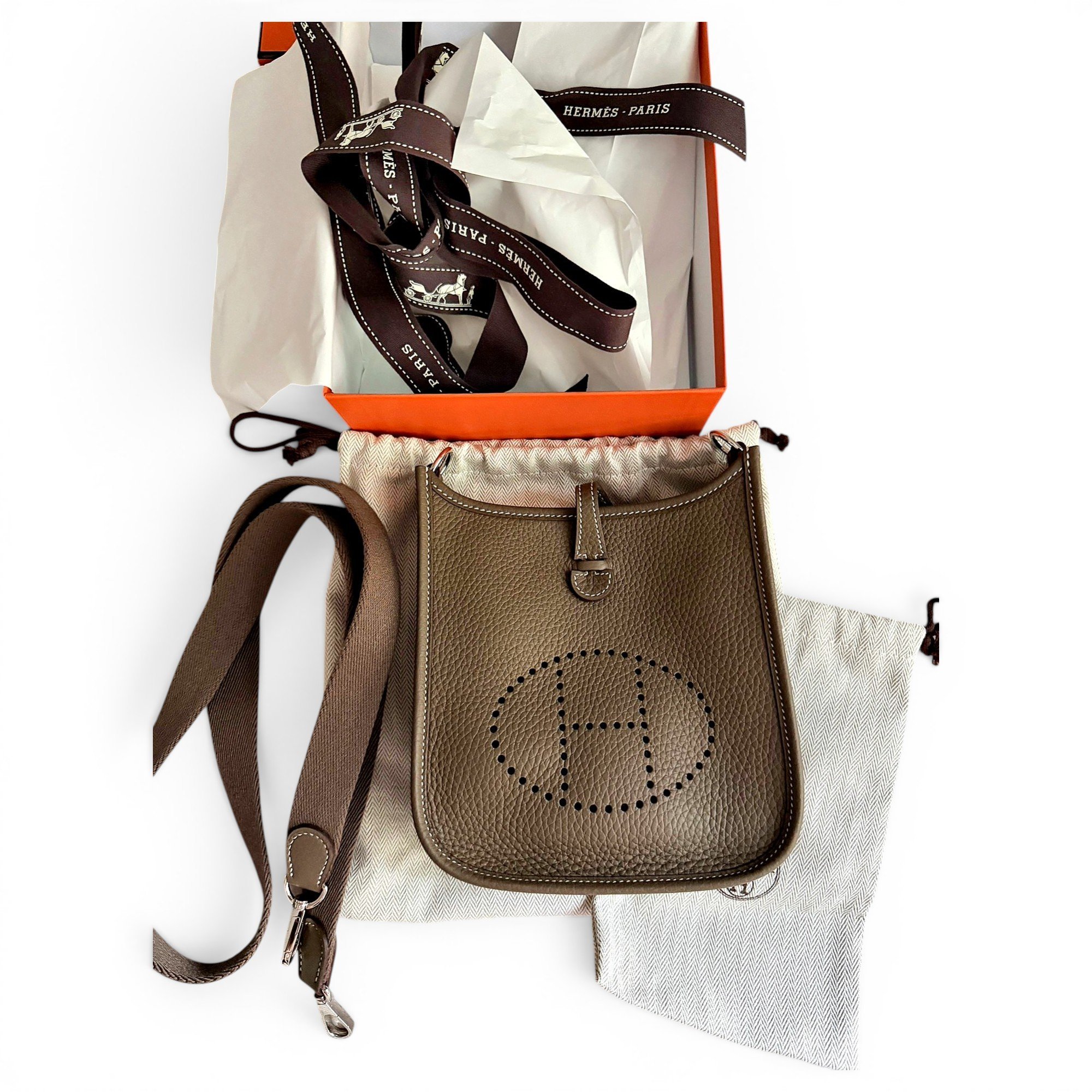 Evelyne leather crossbody bag