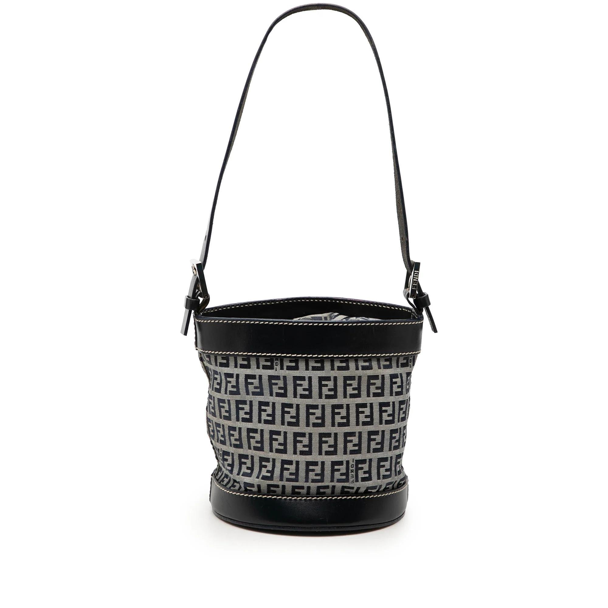 Fendi Pocket leather bag