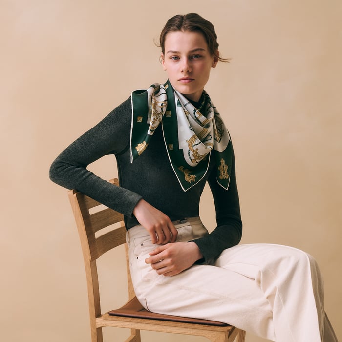 Les Cles Double Face Scarf 90