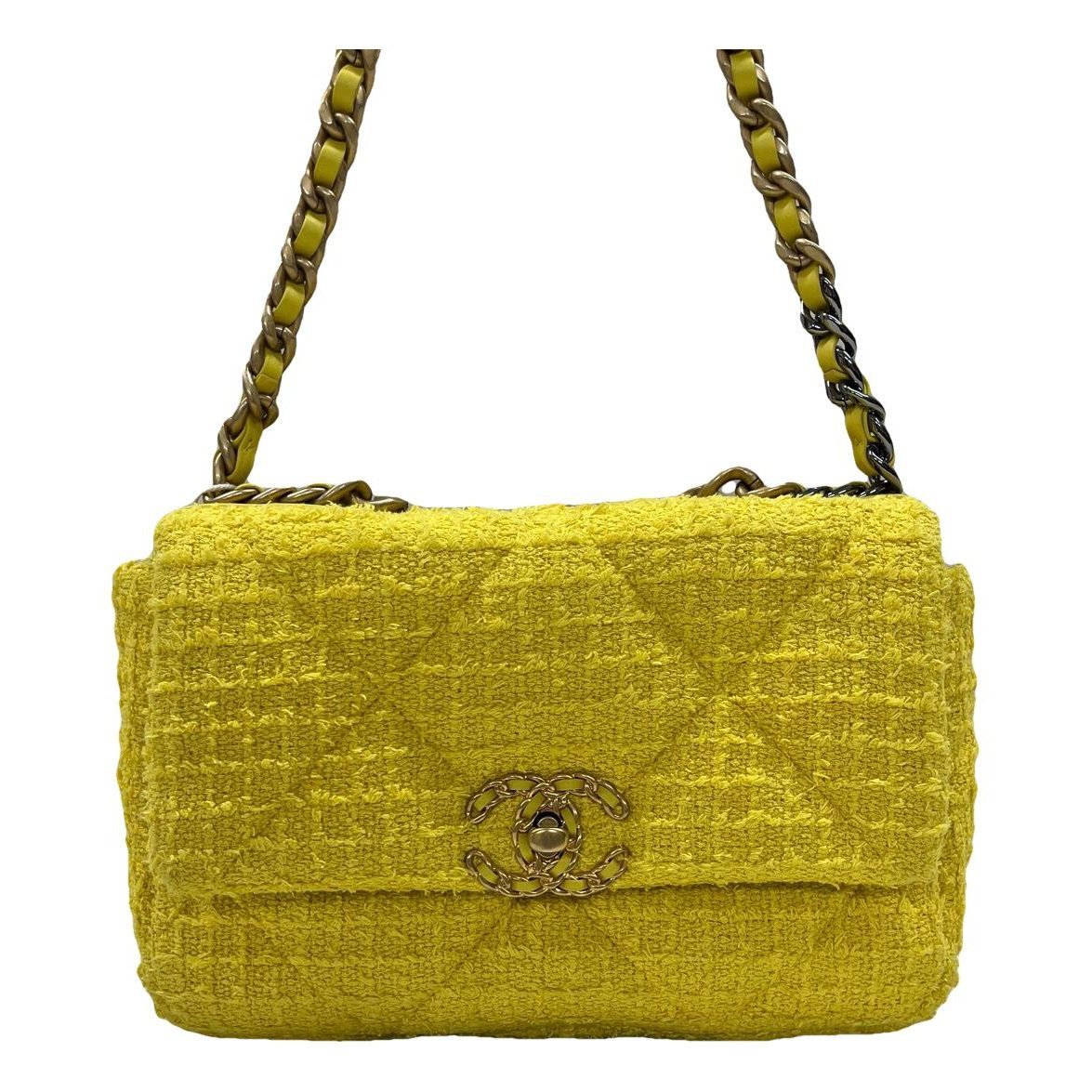 Chanel 19 tweed handbag