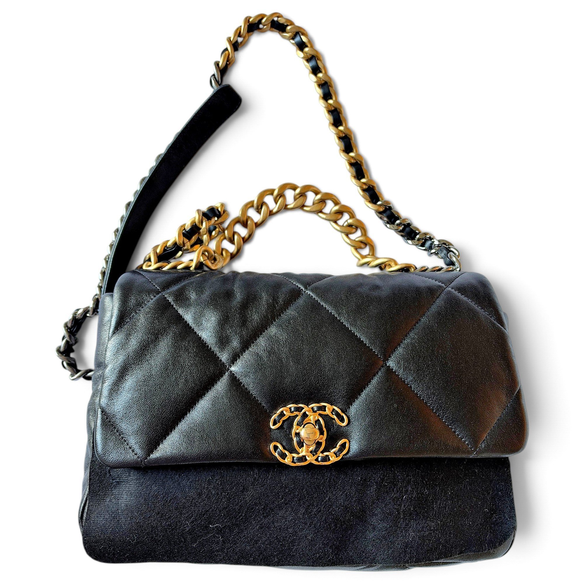 Chanel 19 leather handbag
