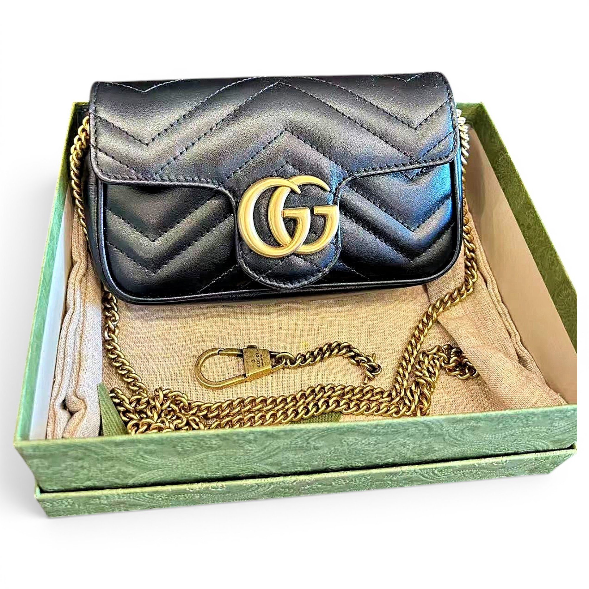 GG Marmont Flap leather crossbody bag