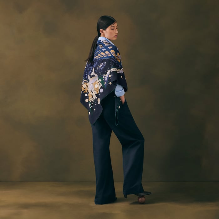 Hermès Flagship Shawl 140
