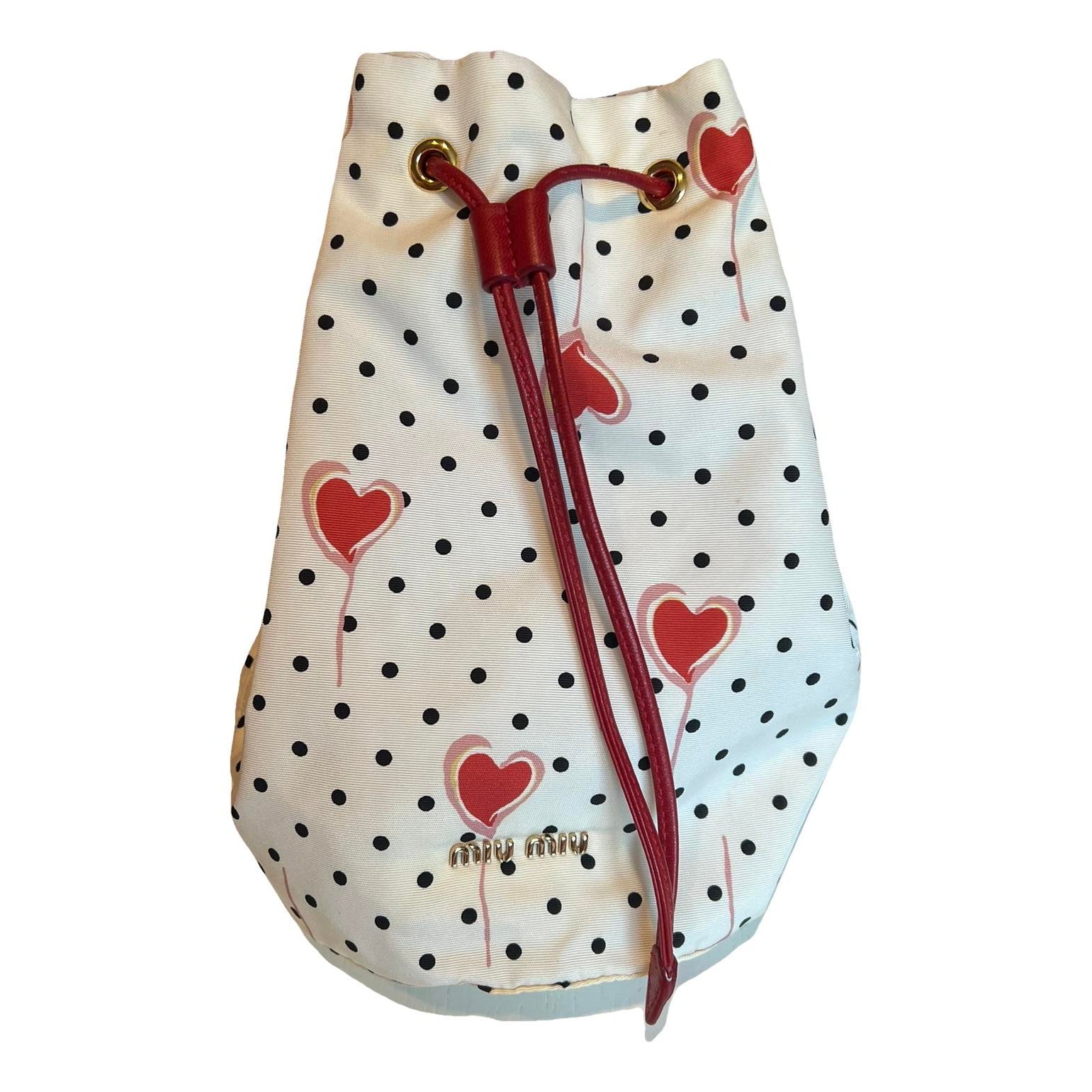 Cloth clutch bag