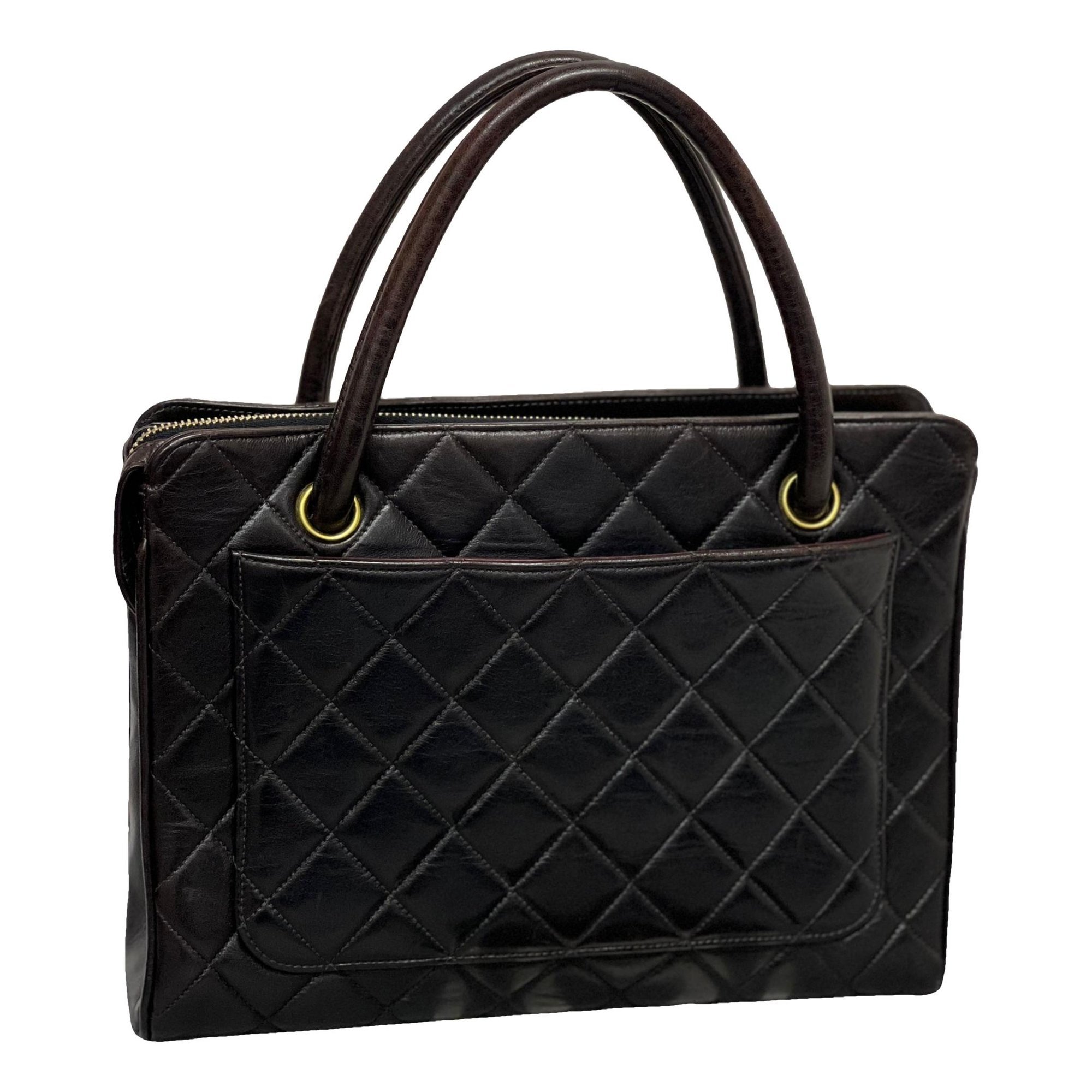 Vintage CC Chain leather handbag