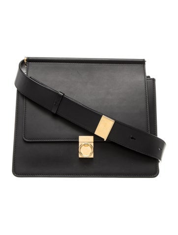 Leather Numéro Sept