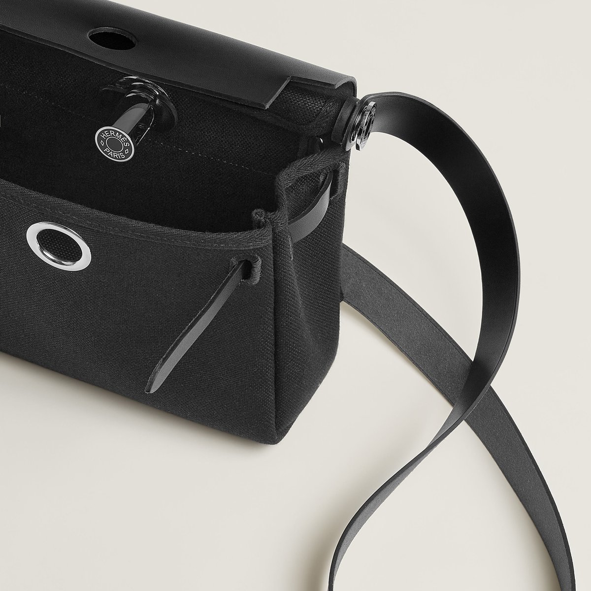 Noir Herbag Zip 20 Laquered Bag