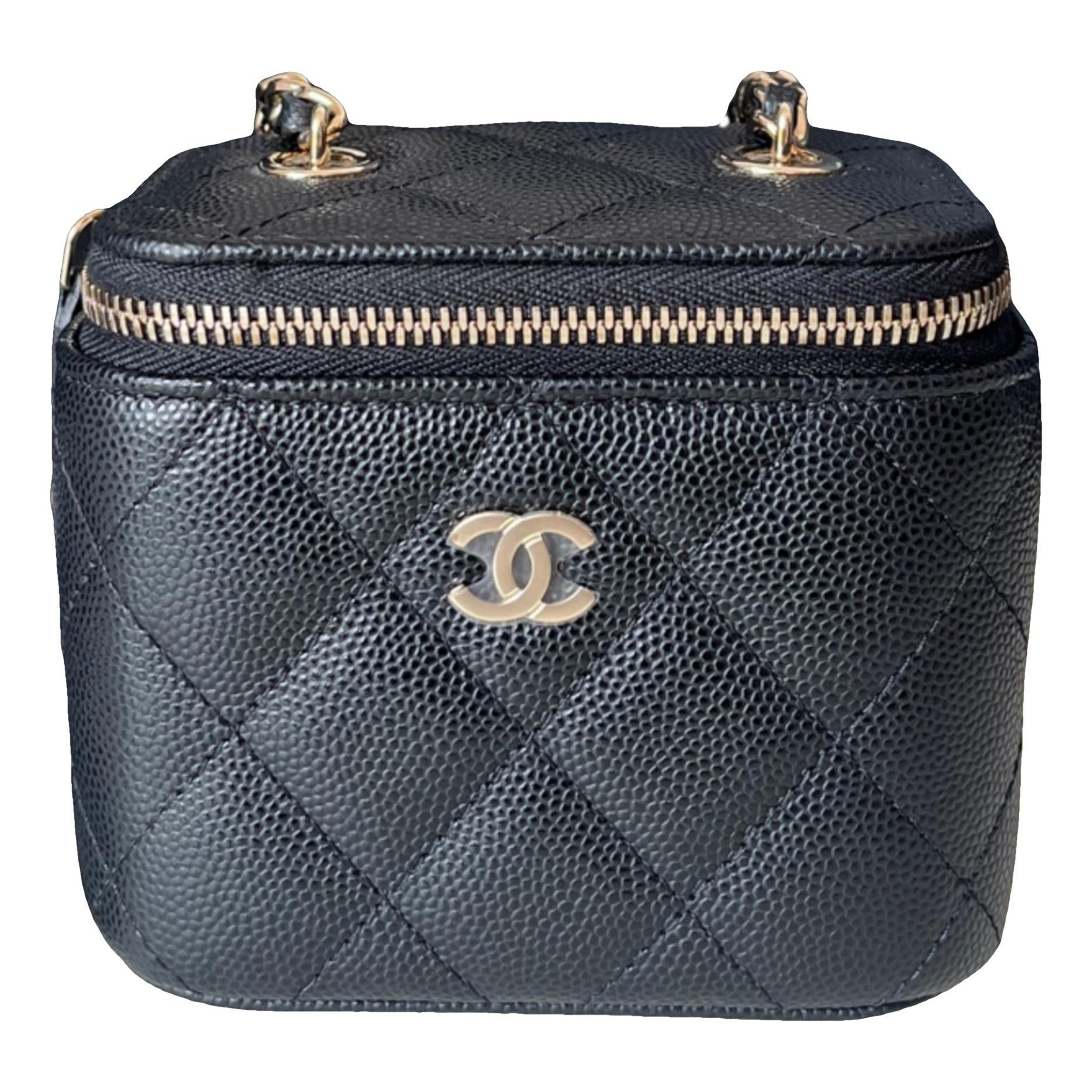 Trendy CC Vanity leather handbag