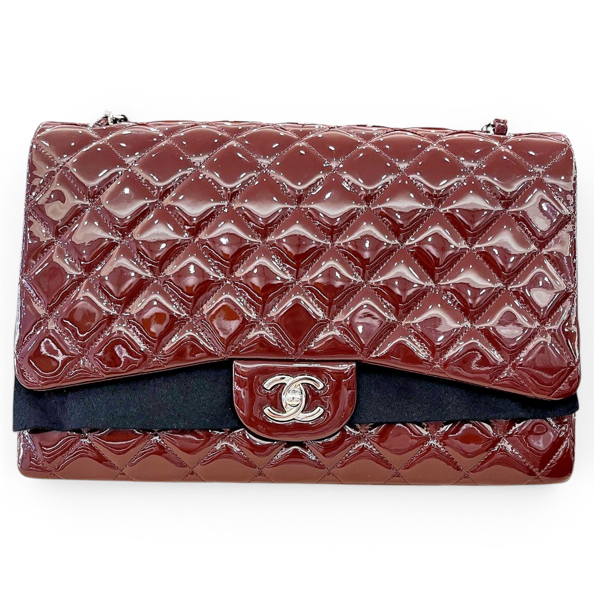 Timeless/Classique patent leather crossbody bag