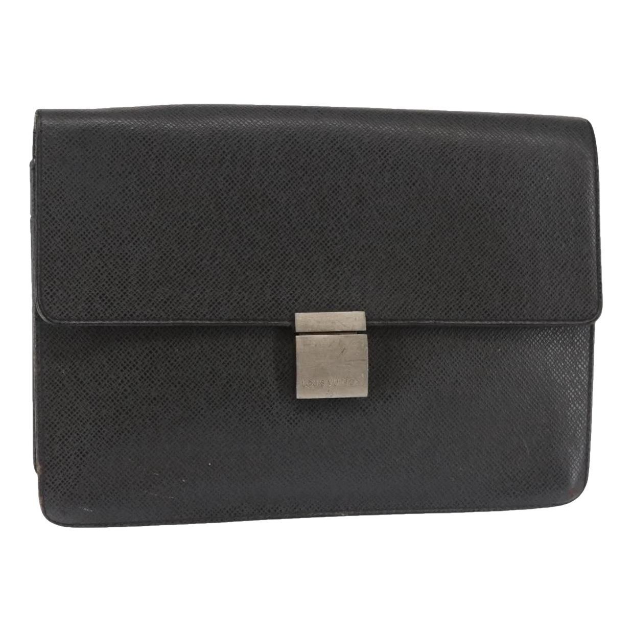 Clutch bag