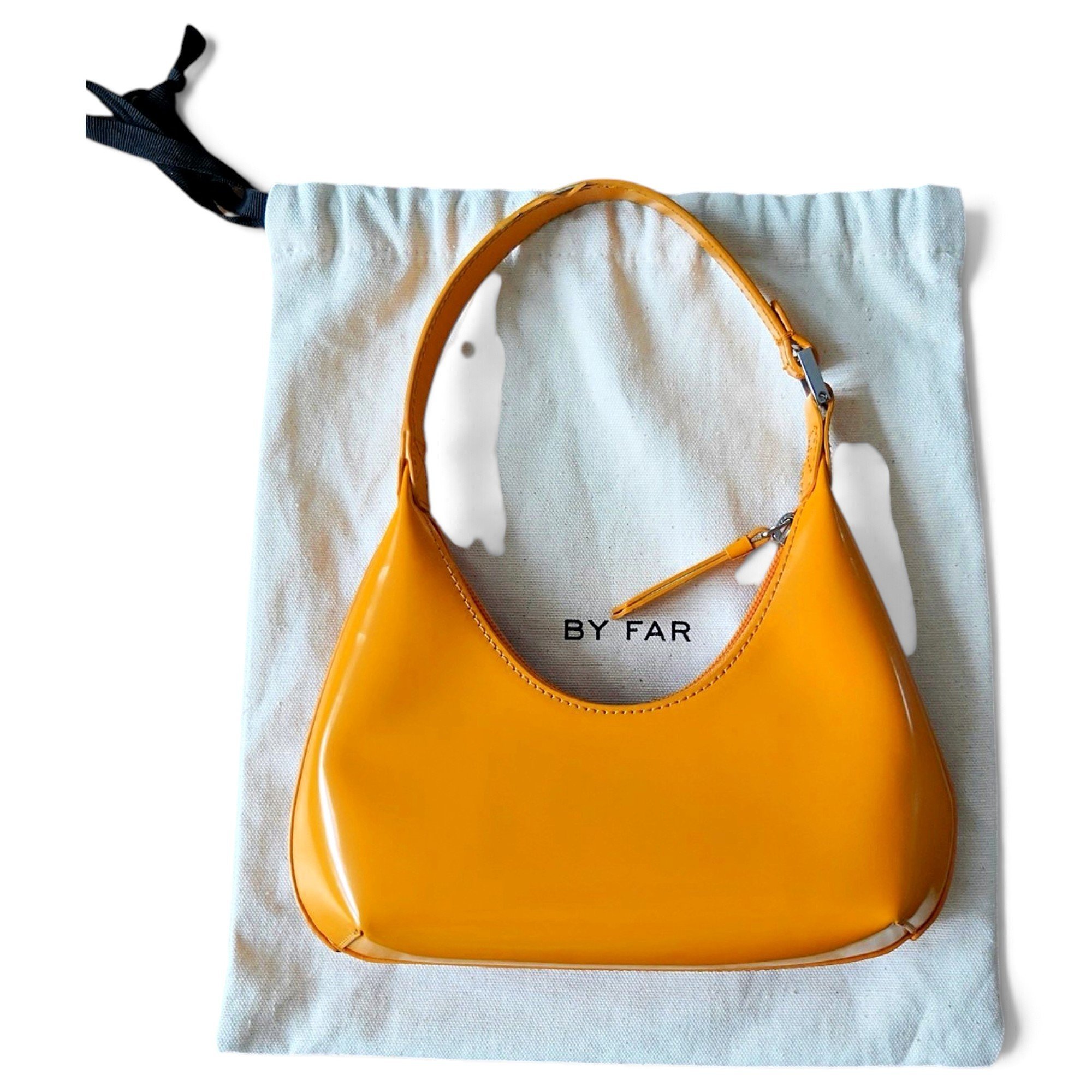 Baby Amber patent leather handbag