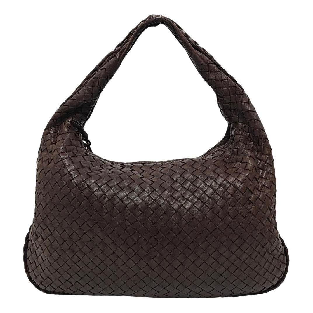 Veneta leather handbag