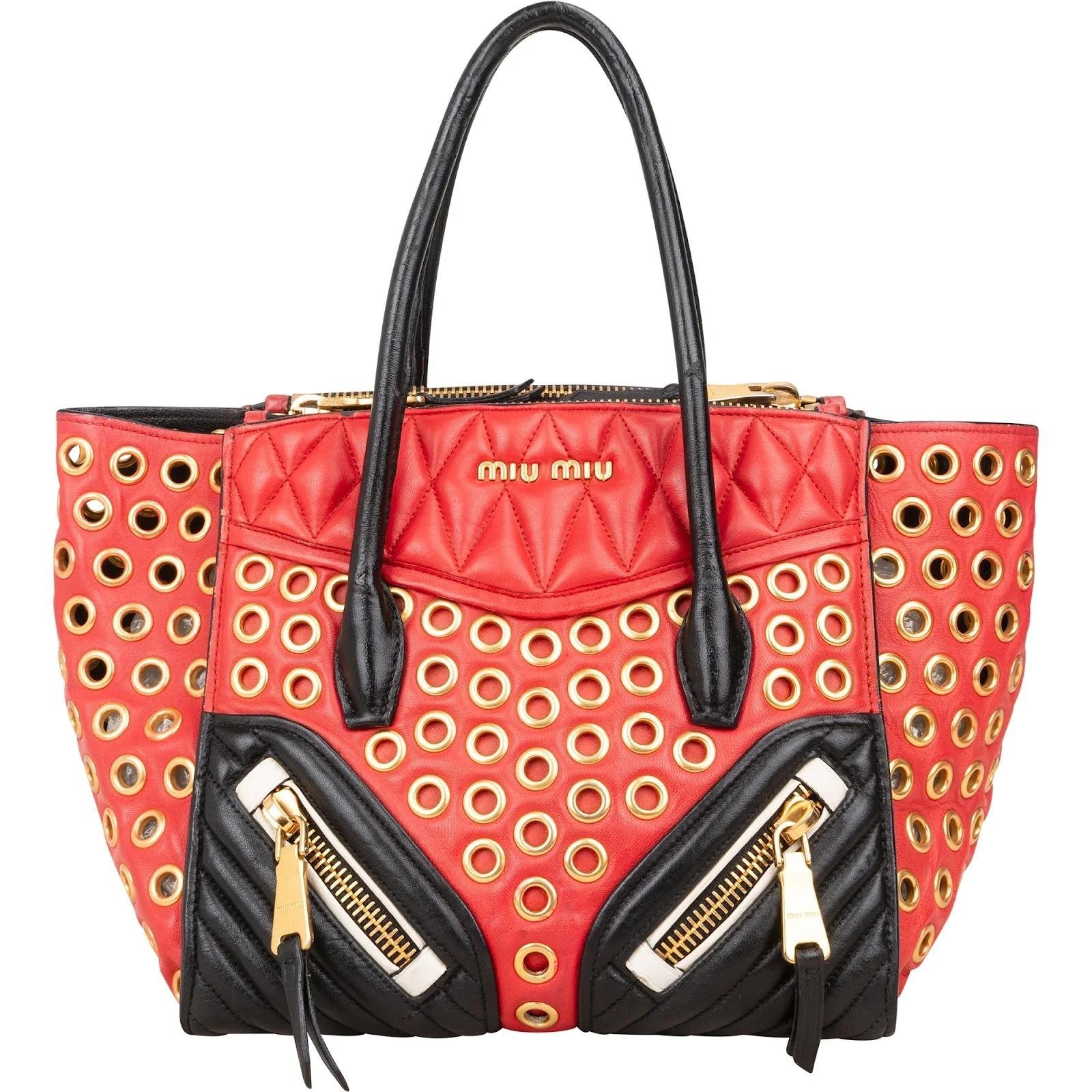 Matelassé leather handbag