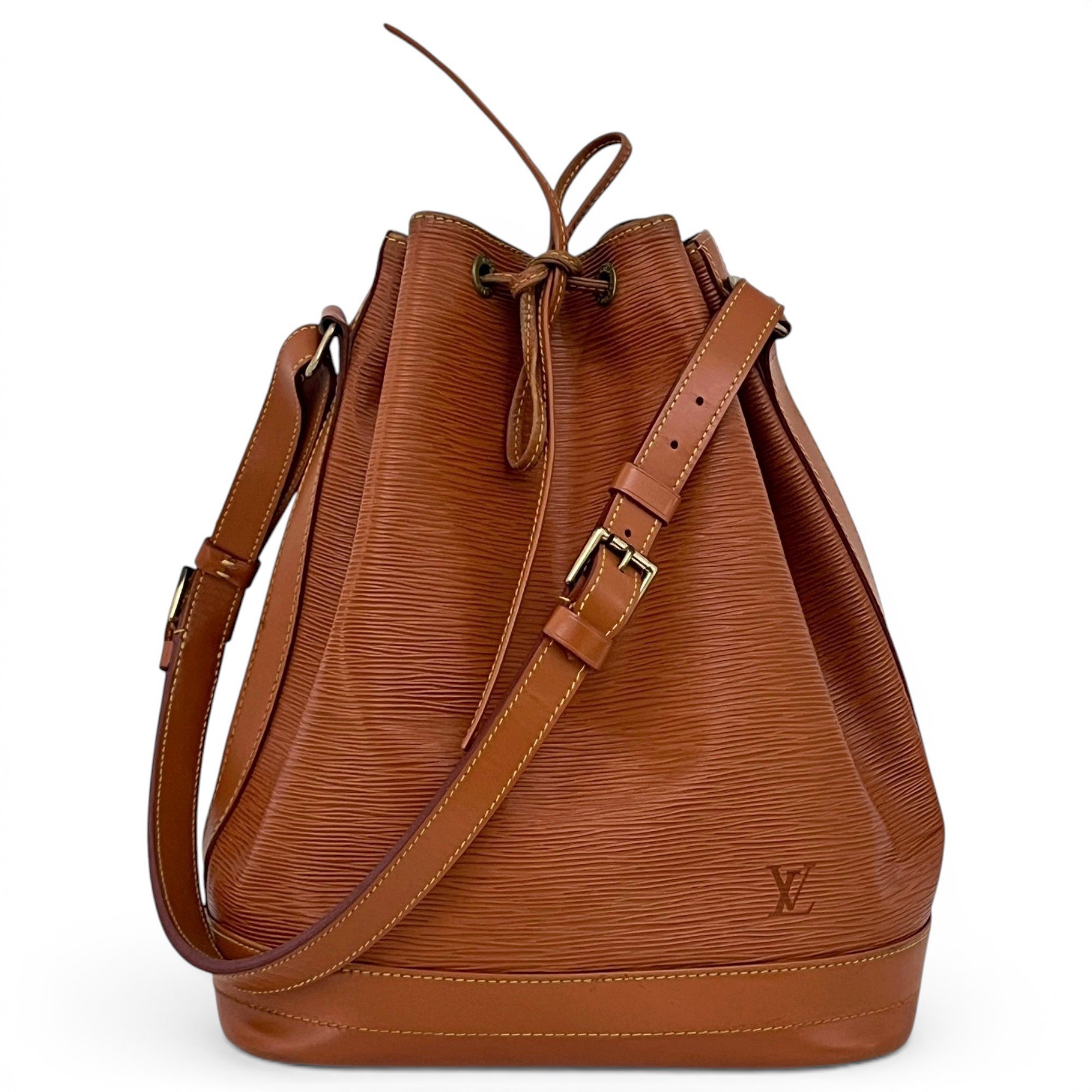 Noé leather handbag