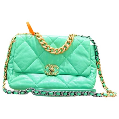 Chanel 19 leather handbag