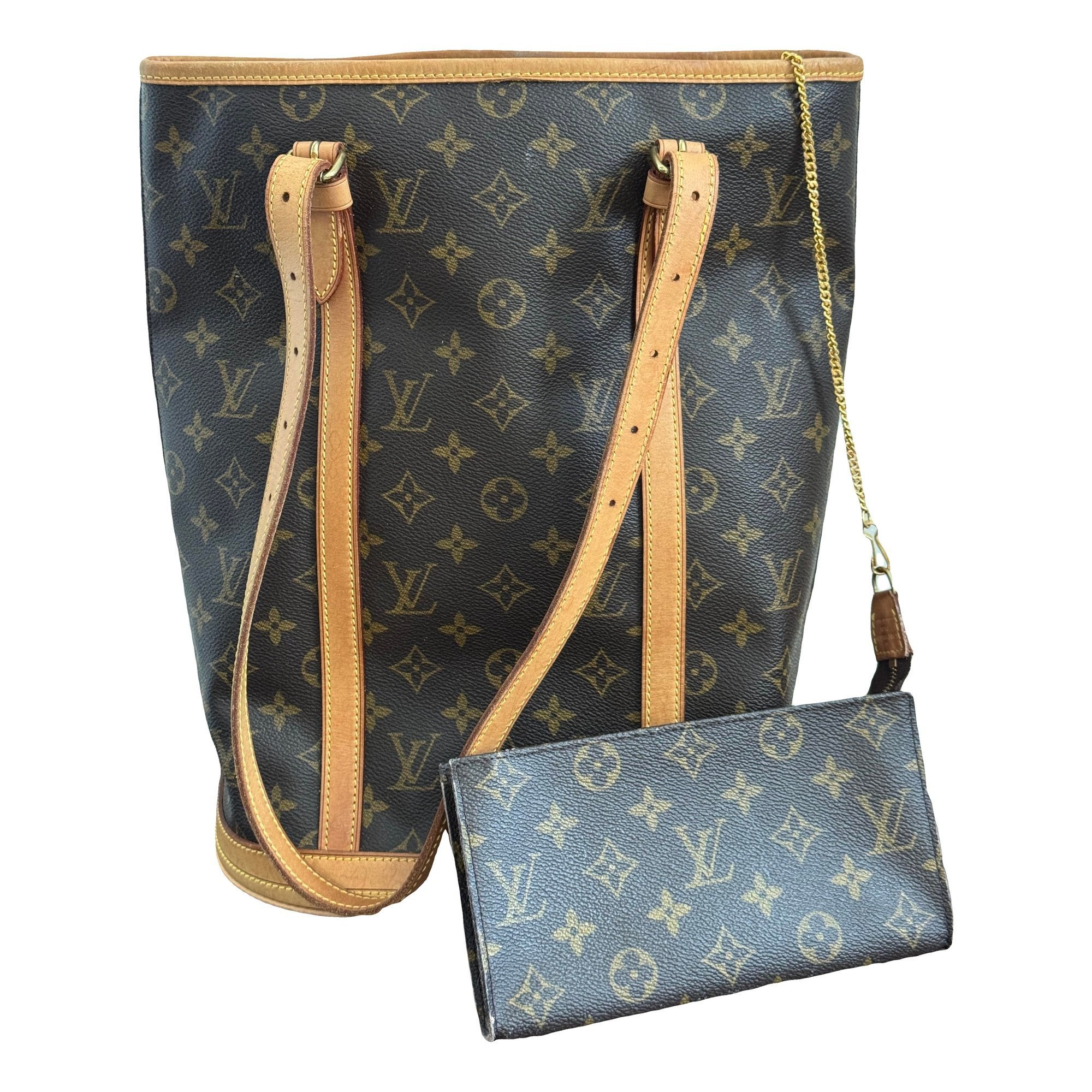 Bucket leather handbag