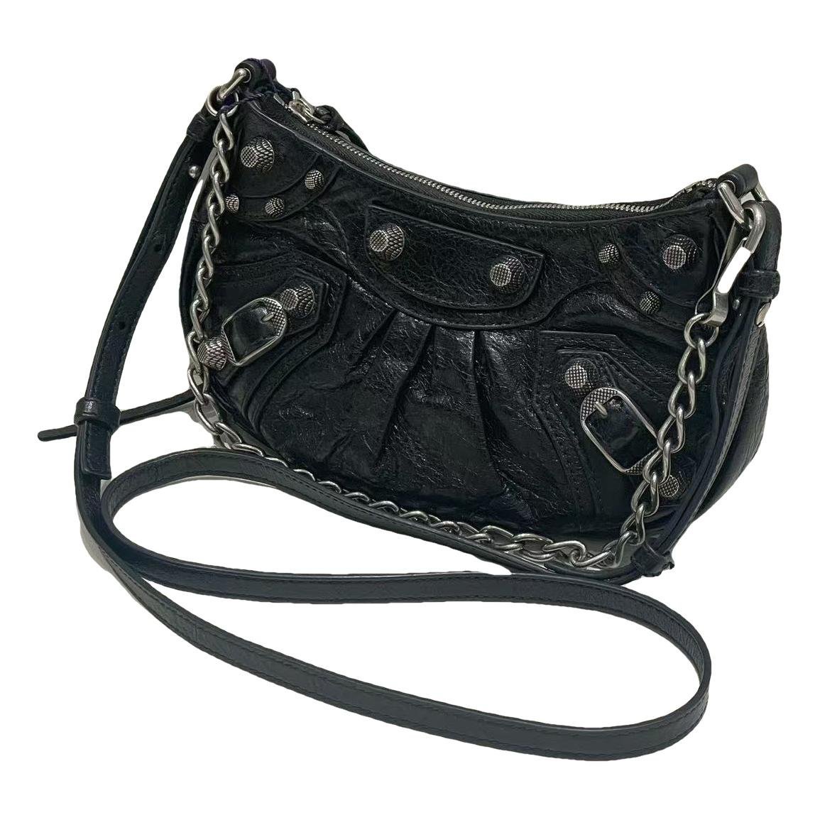 Le Cagole leather handbag