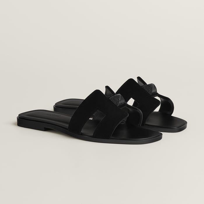 Noir Oran Sandal