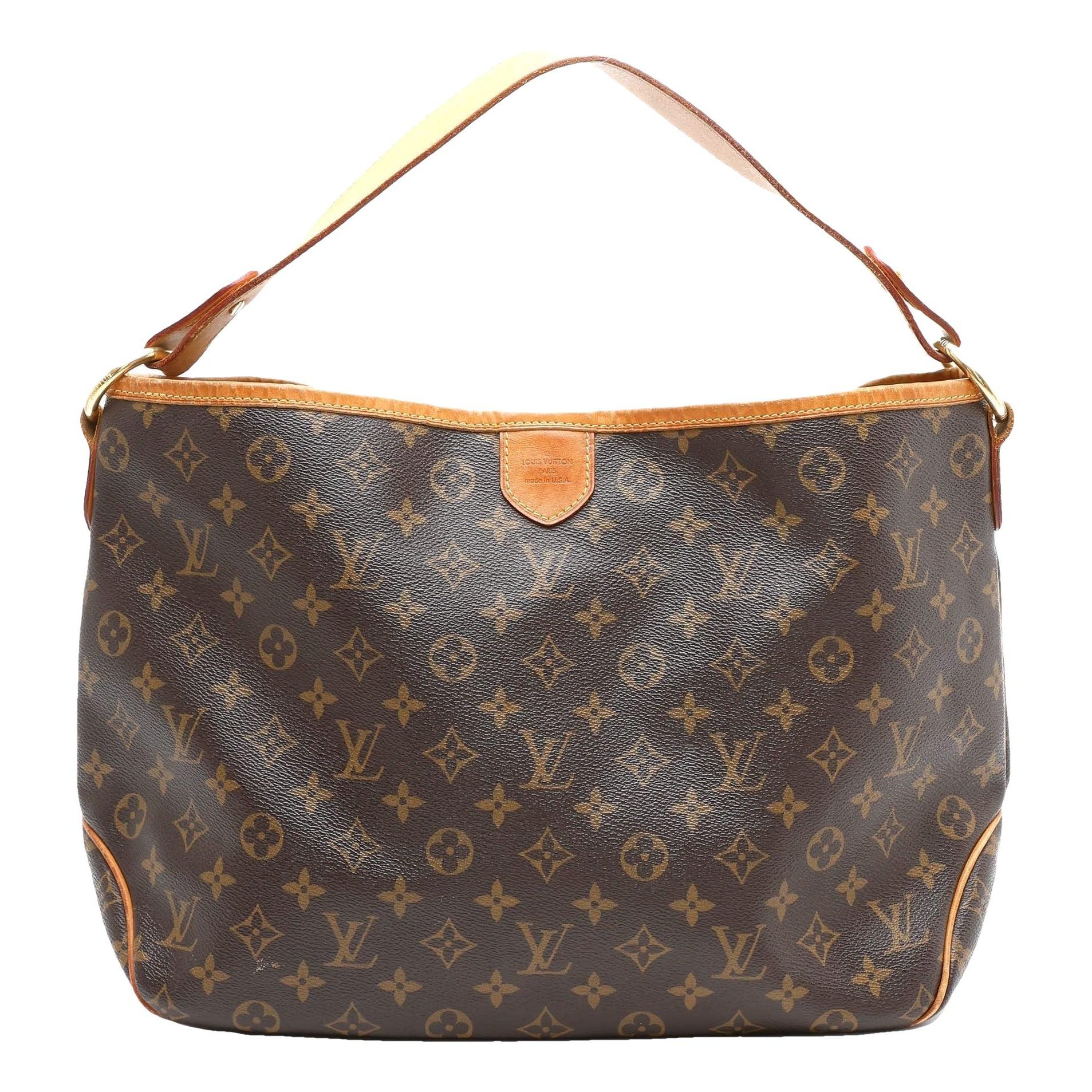 Delightful leather handbag