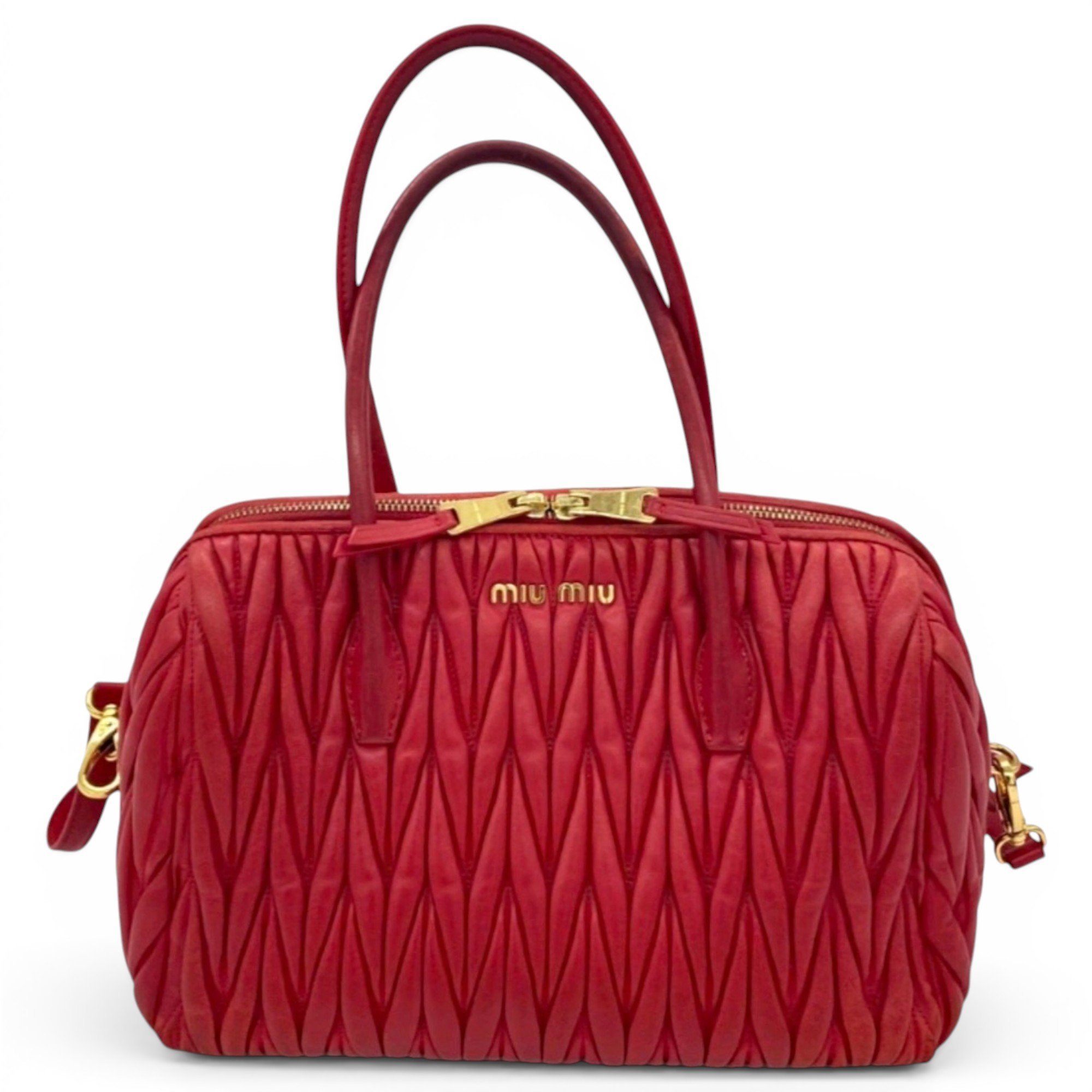 Matelassé leather handbag