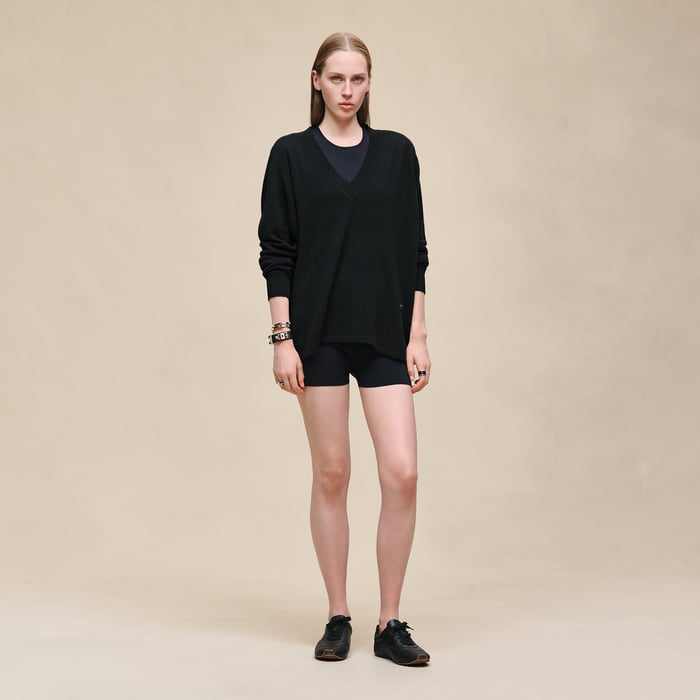 Noir Cashmere Long-sleeve Sweater