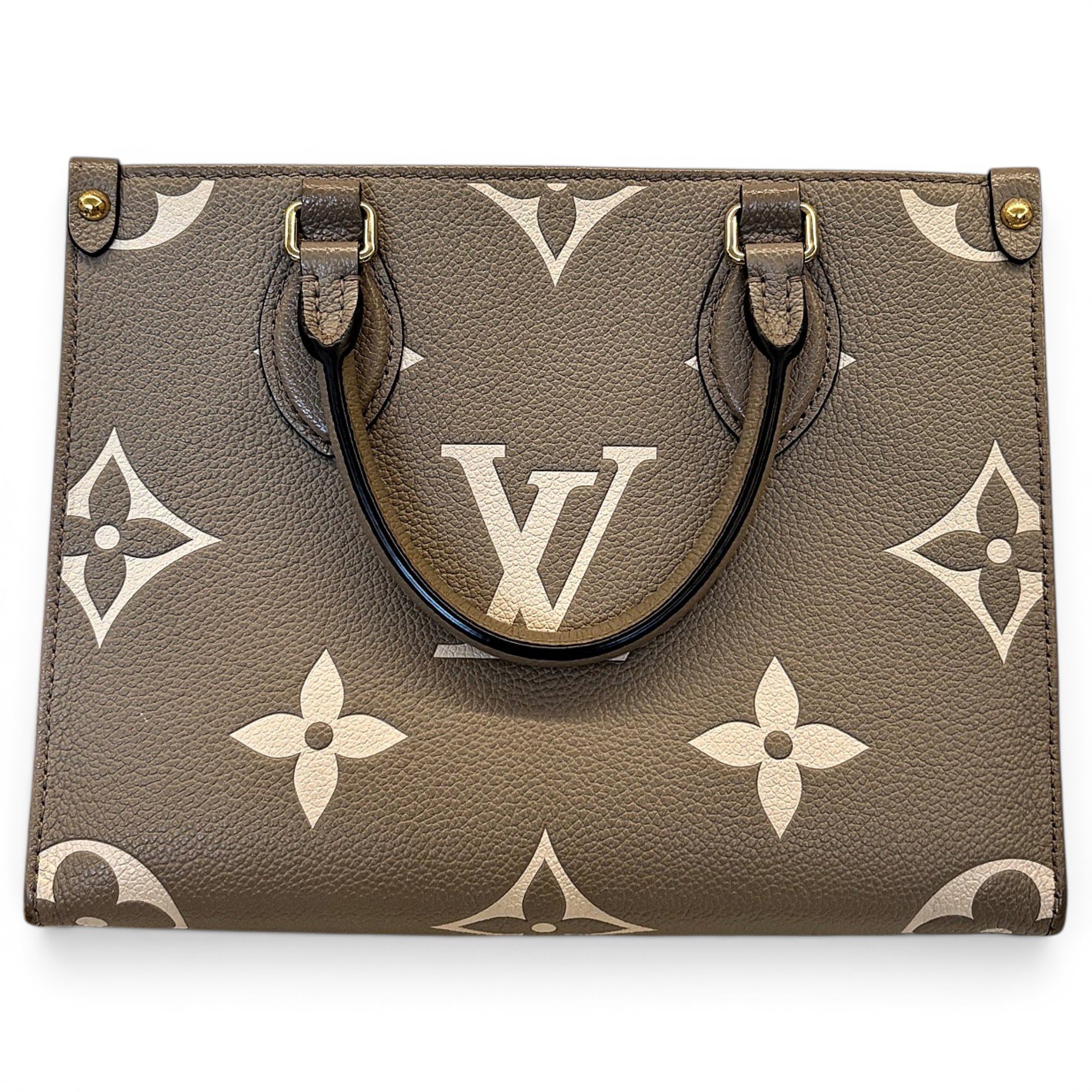 Onthego leather handbag