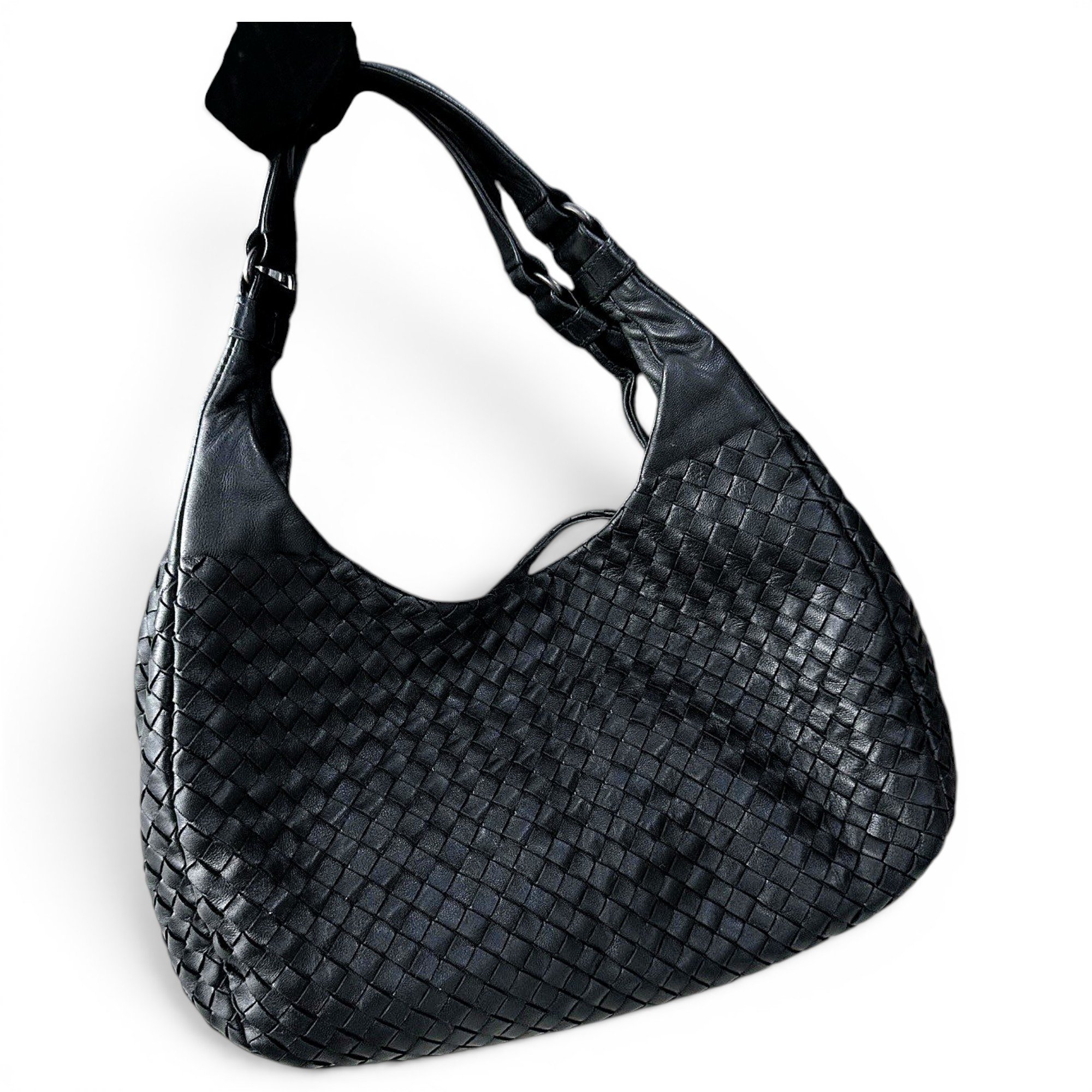 Veneta leather handbag